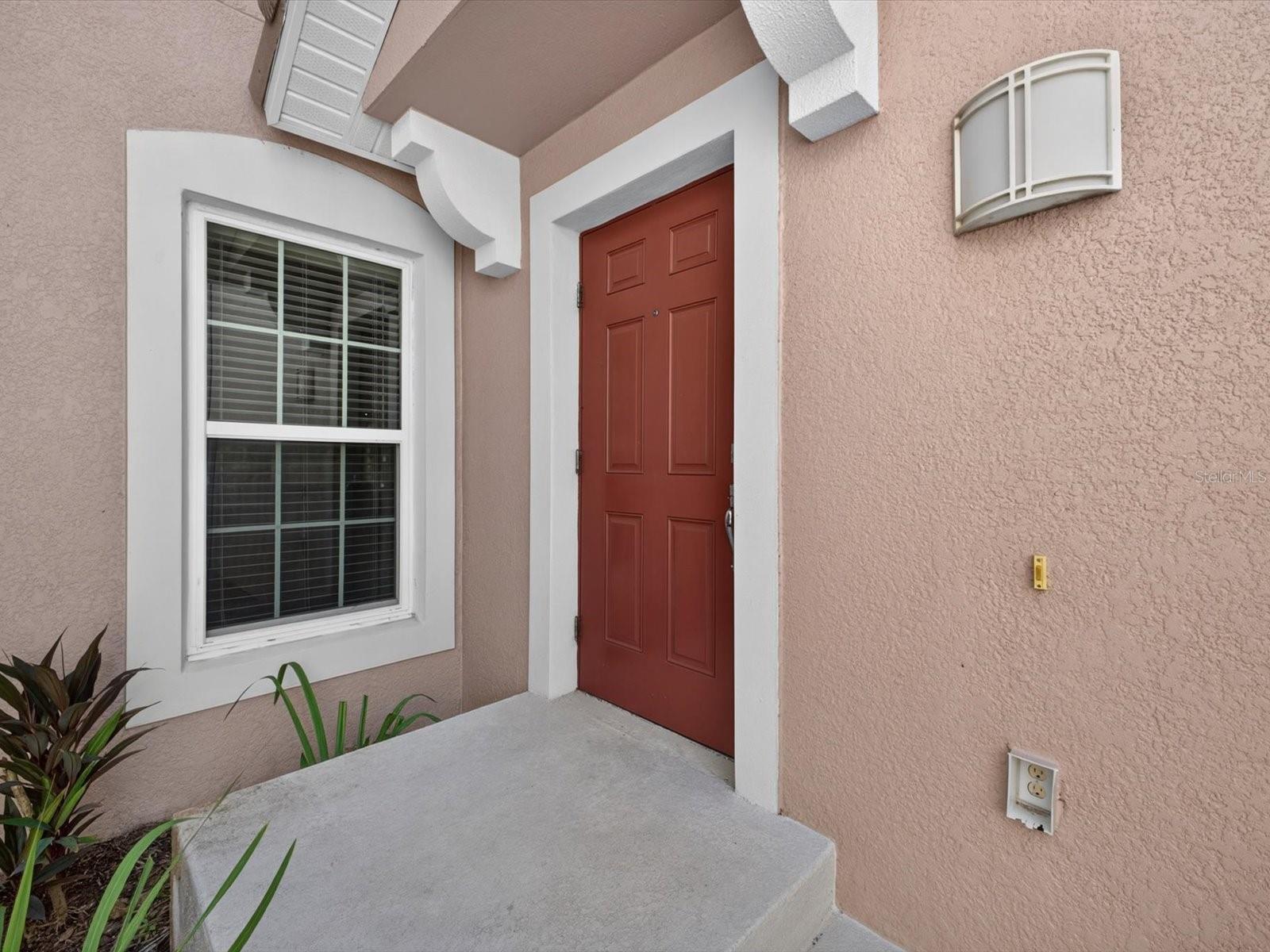 8348 Bella Tierra Ct Property Photo 3