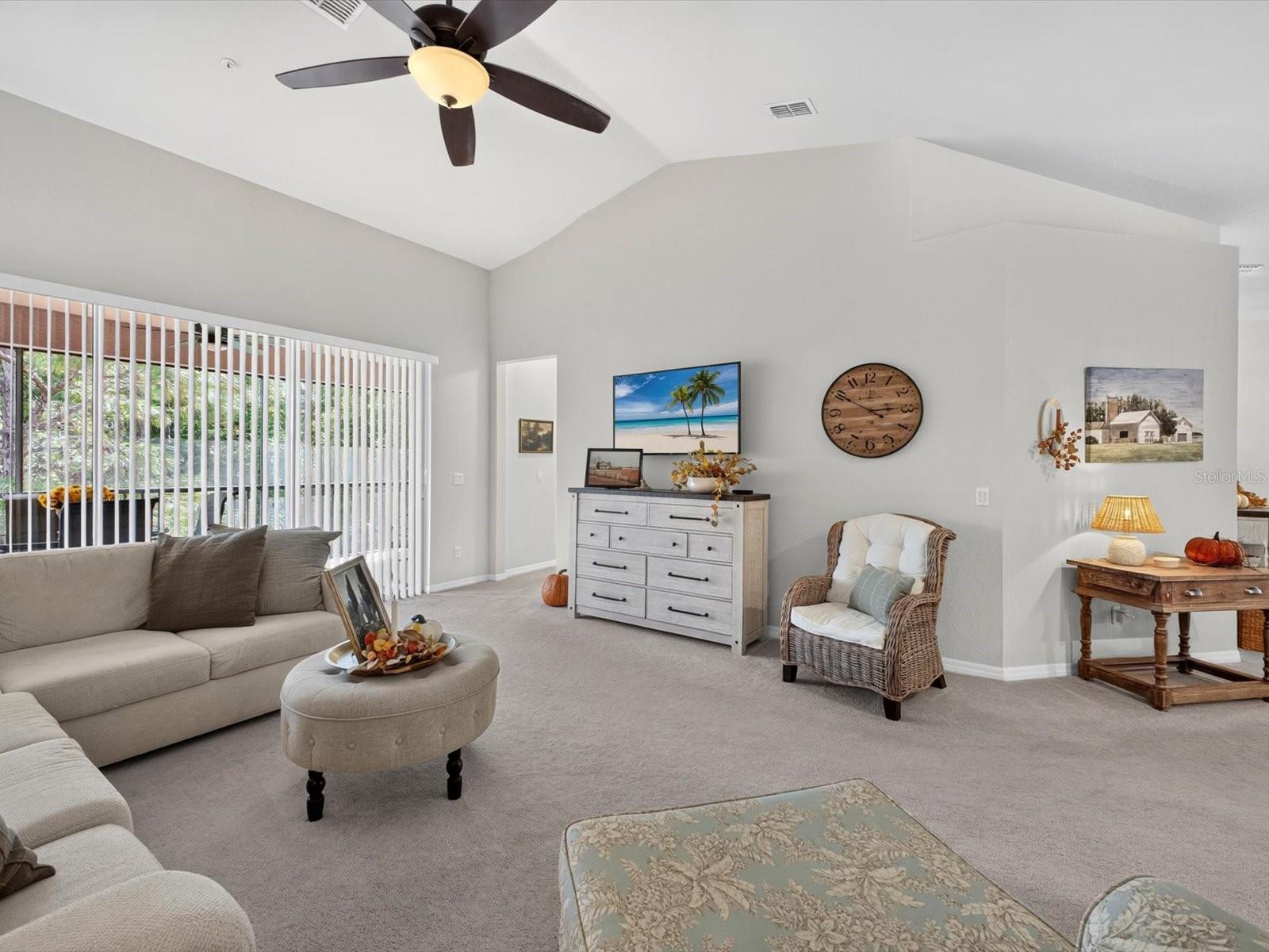 8348 Bella Tierra Ct Property Photo 7