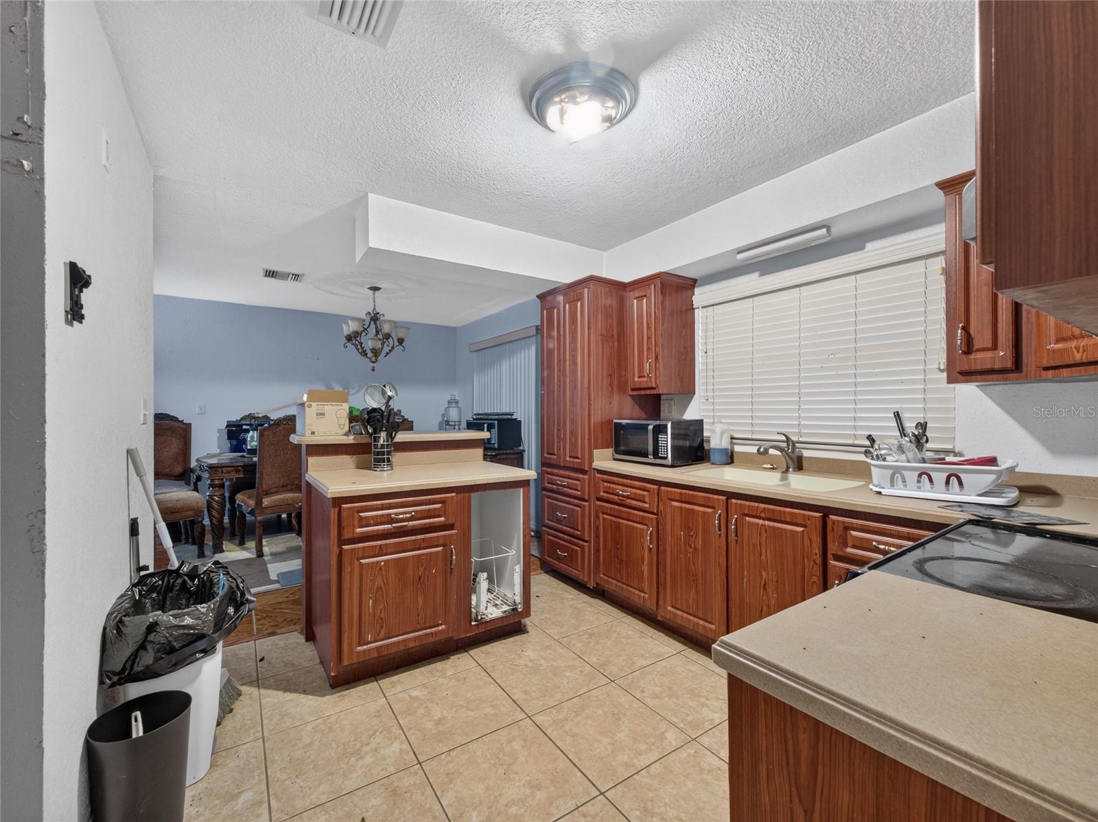 4020 Magnolia Dr Property Photo 5