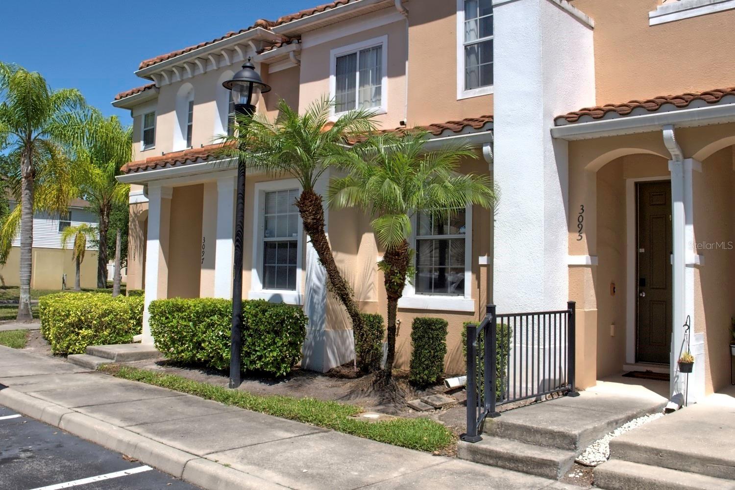 3095 Seaview Castle Dr Property Photo 2