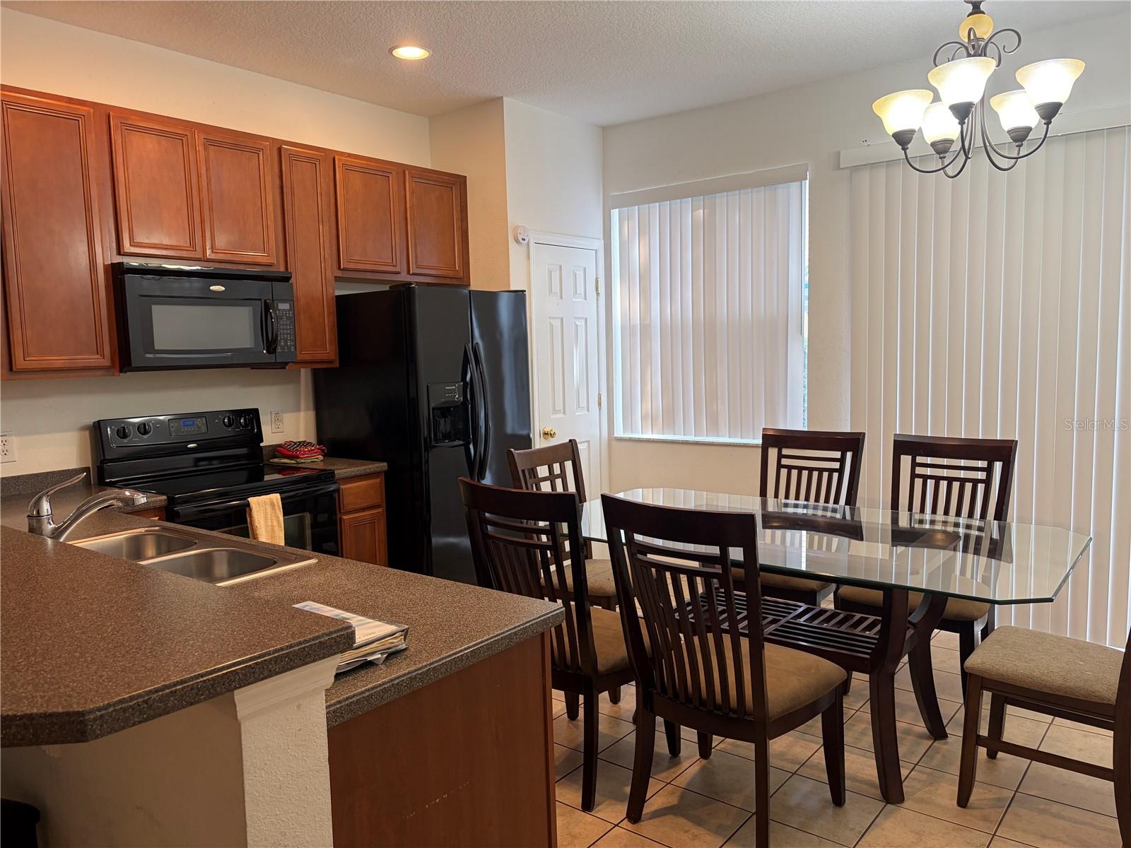 3095 Seaview Castle Dr Property Photo 4