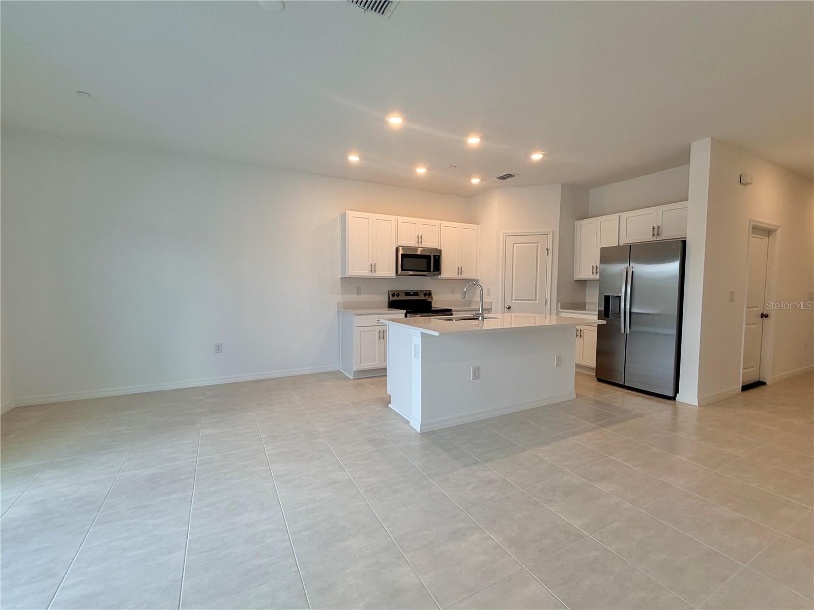 2627 Balmerino Way Property Photo 3