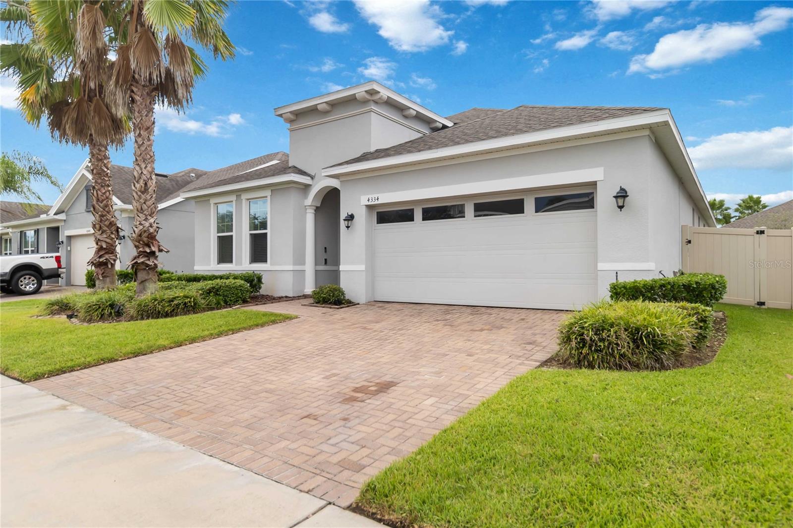4334 Cypress Glades Ln Property Photo 2