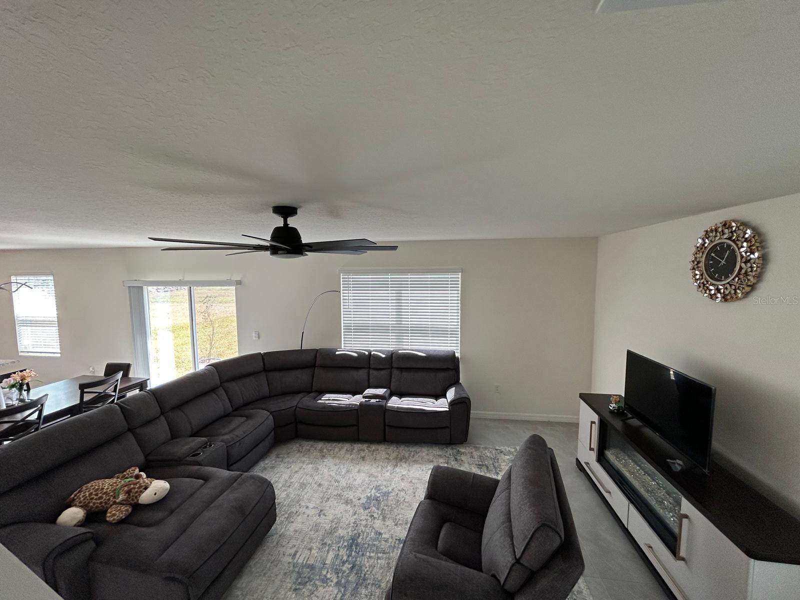 3841 Royal Azalea Way Property Photo 7