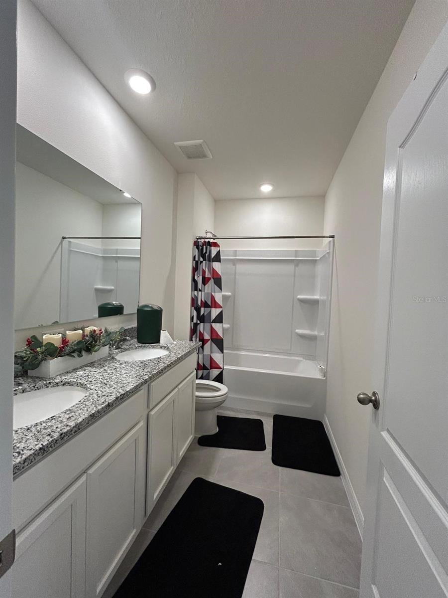 3841 Royal Azalea Way Property Photo 25