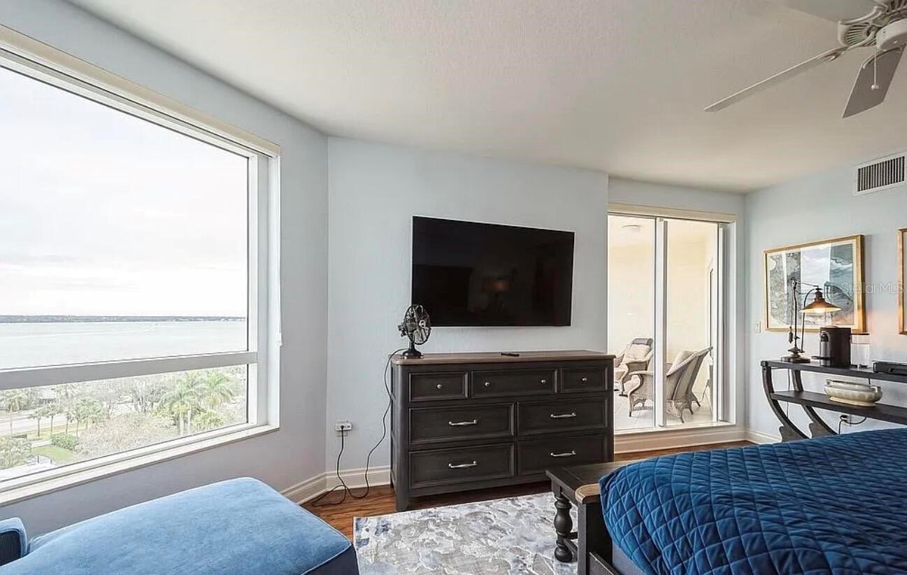 1180 Gulf Blvd #806 Property Photo 20