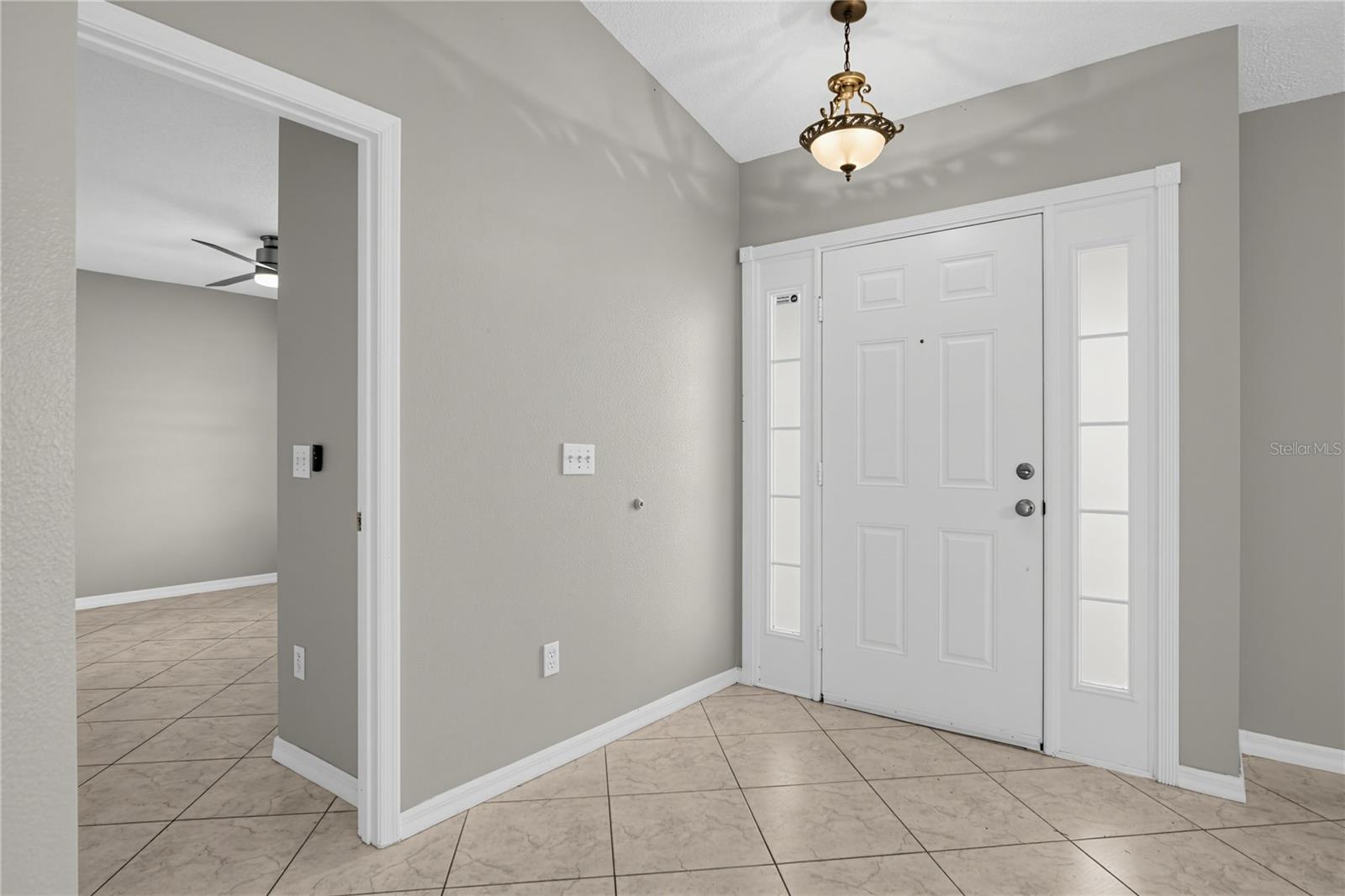 2549 Abney Ave Property Photo 3