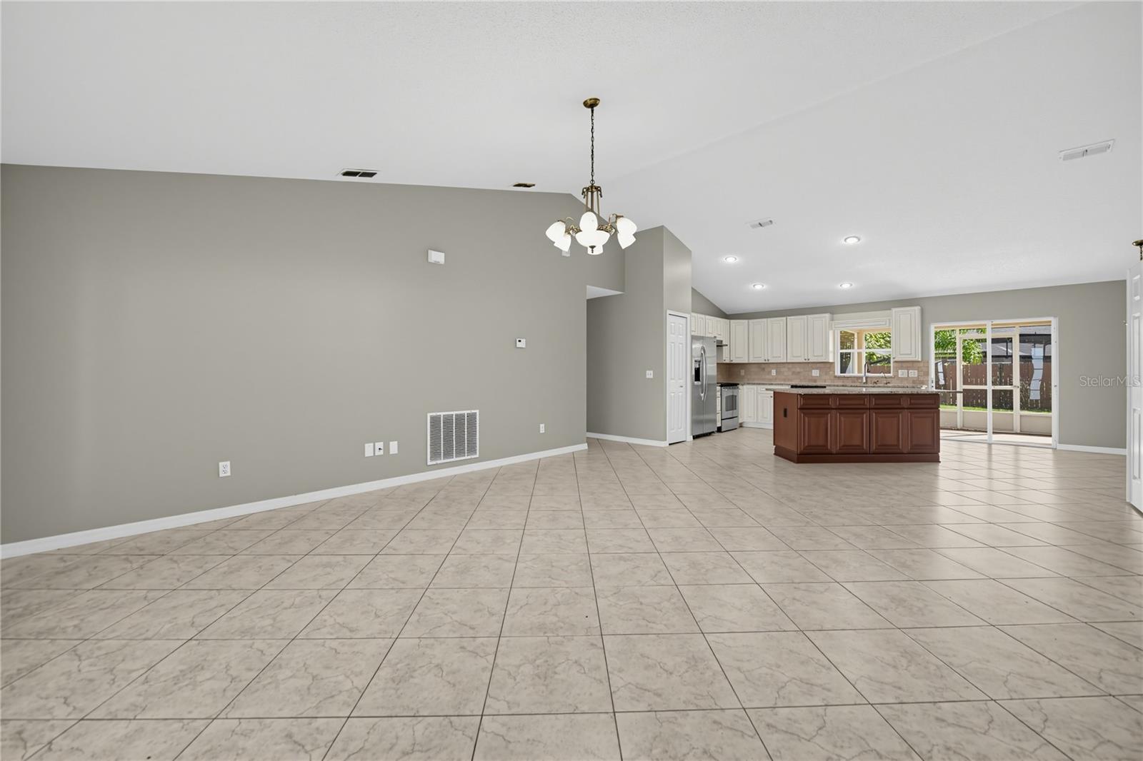 2549 Abney Ave Property Photo 7