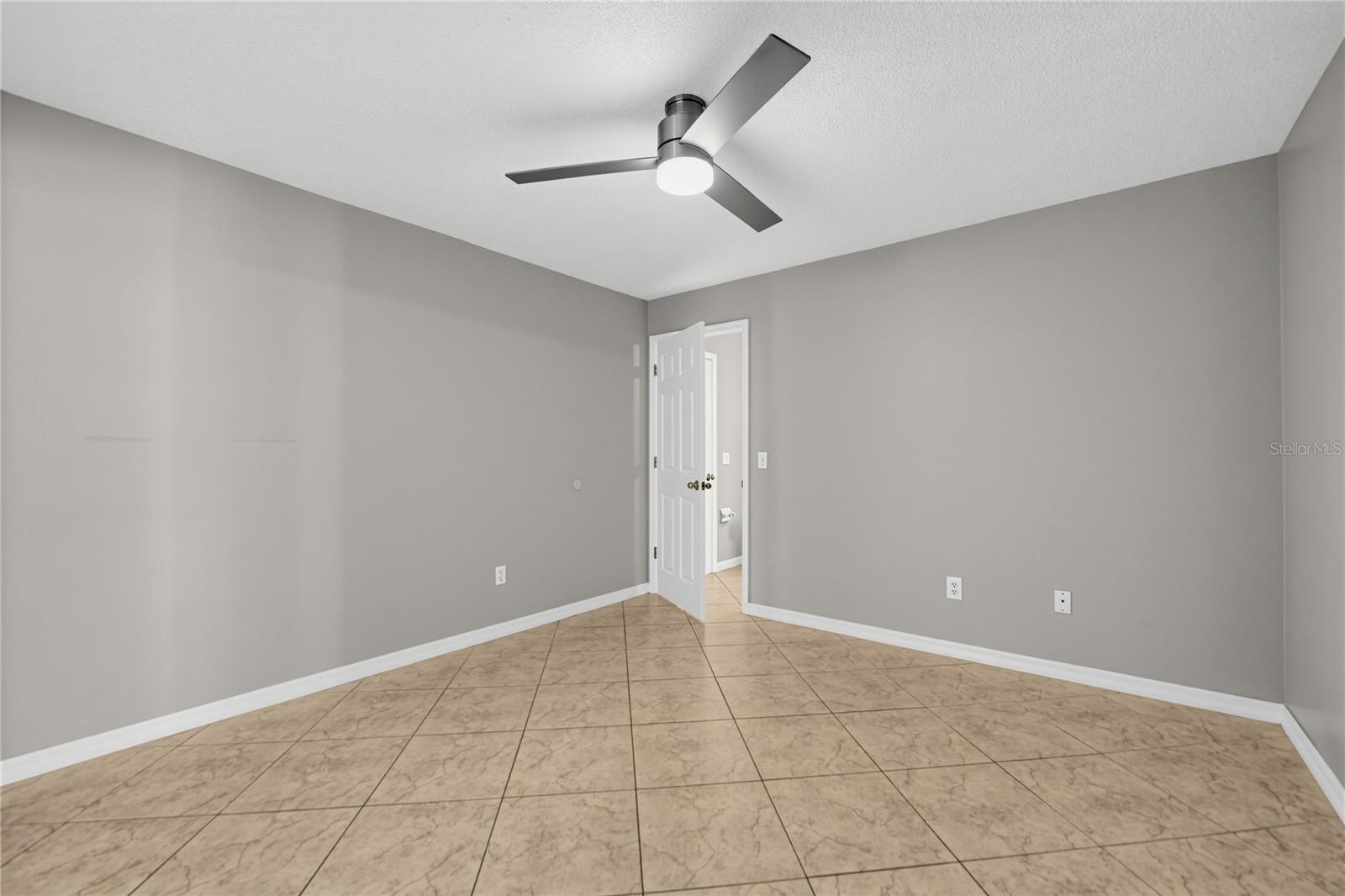2549 Abney Ave Property Photo 20