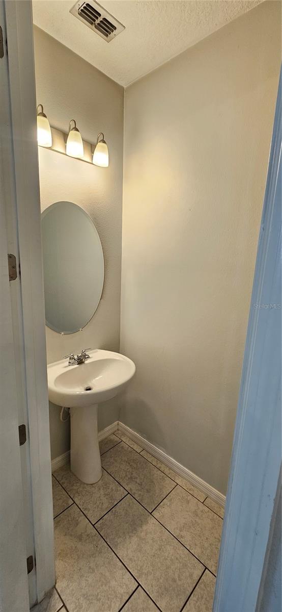 202 Aberdeen St Property Photo 6