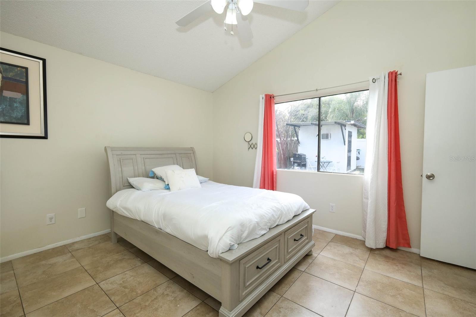 510 Conure St Property Photo 14