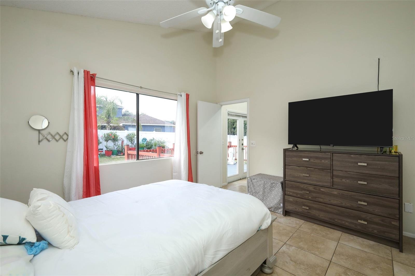 510 Conure St Property Photo 15