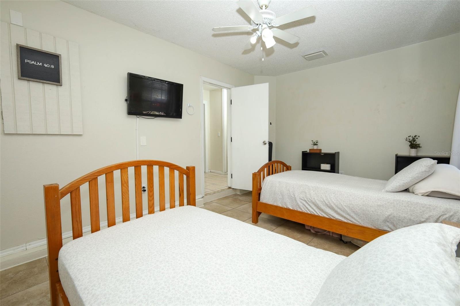 510 Conure St Property Photo 20