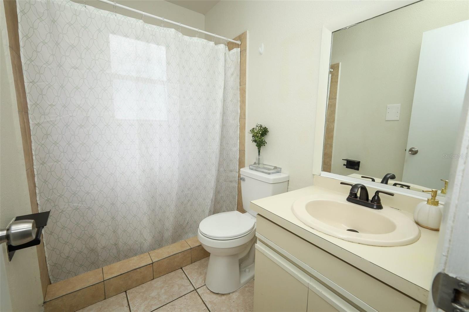 510 Conure St Property Photo 23