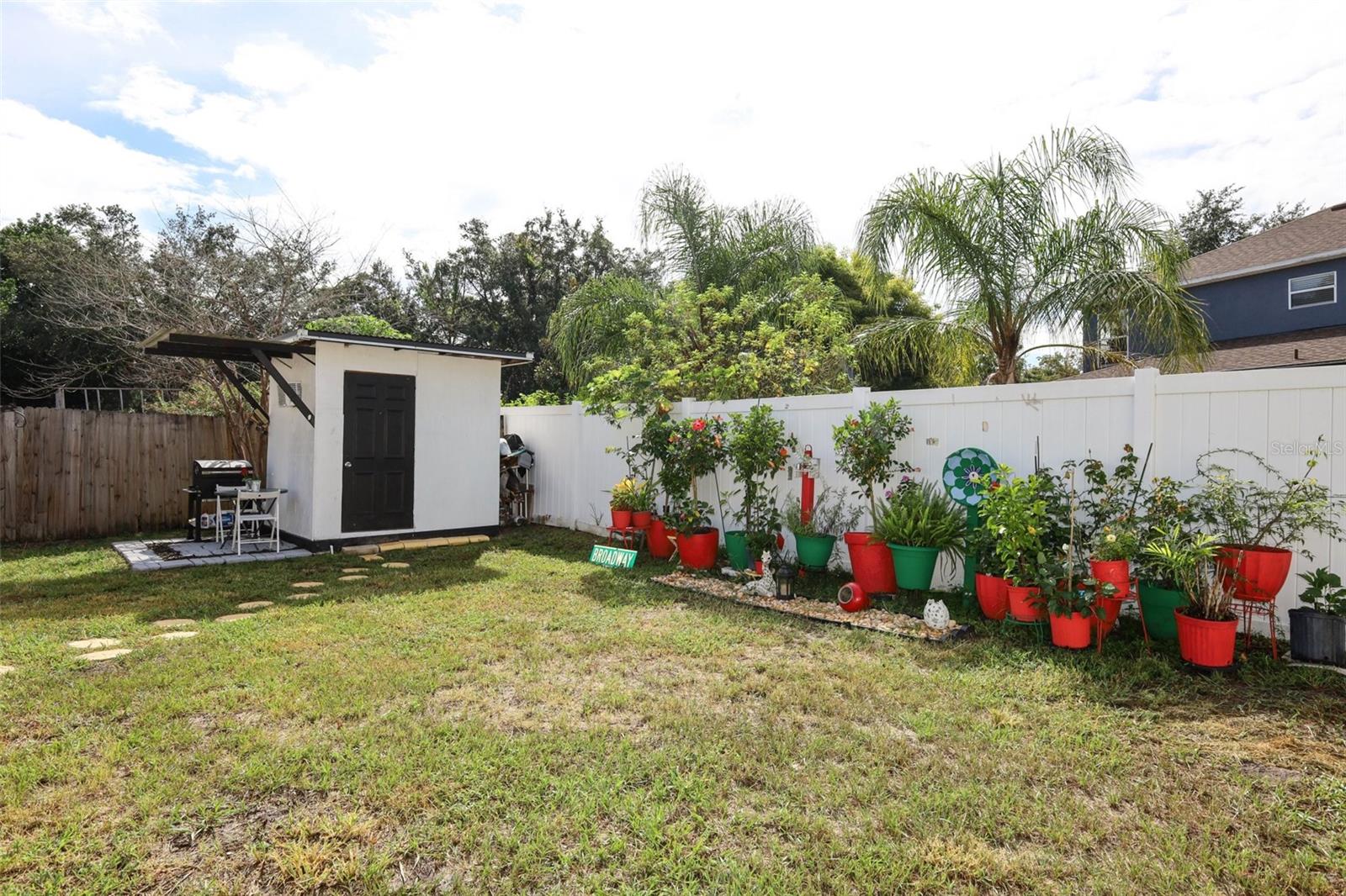 510 Conure St Property Photo 29
