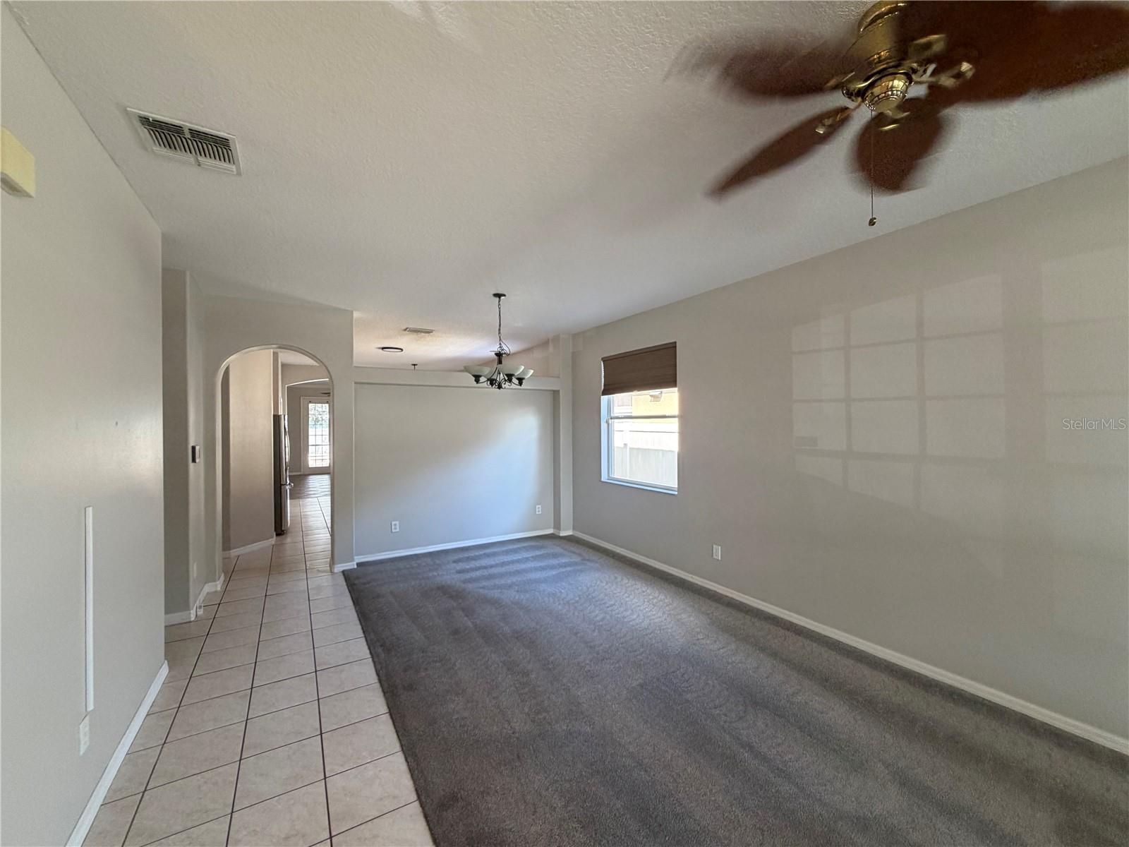 3961 Shawn Cir Property Photo 4