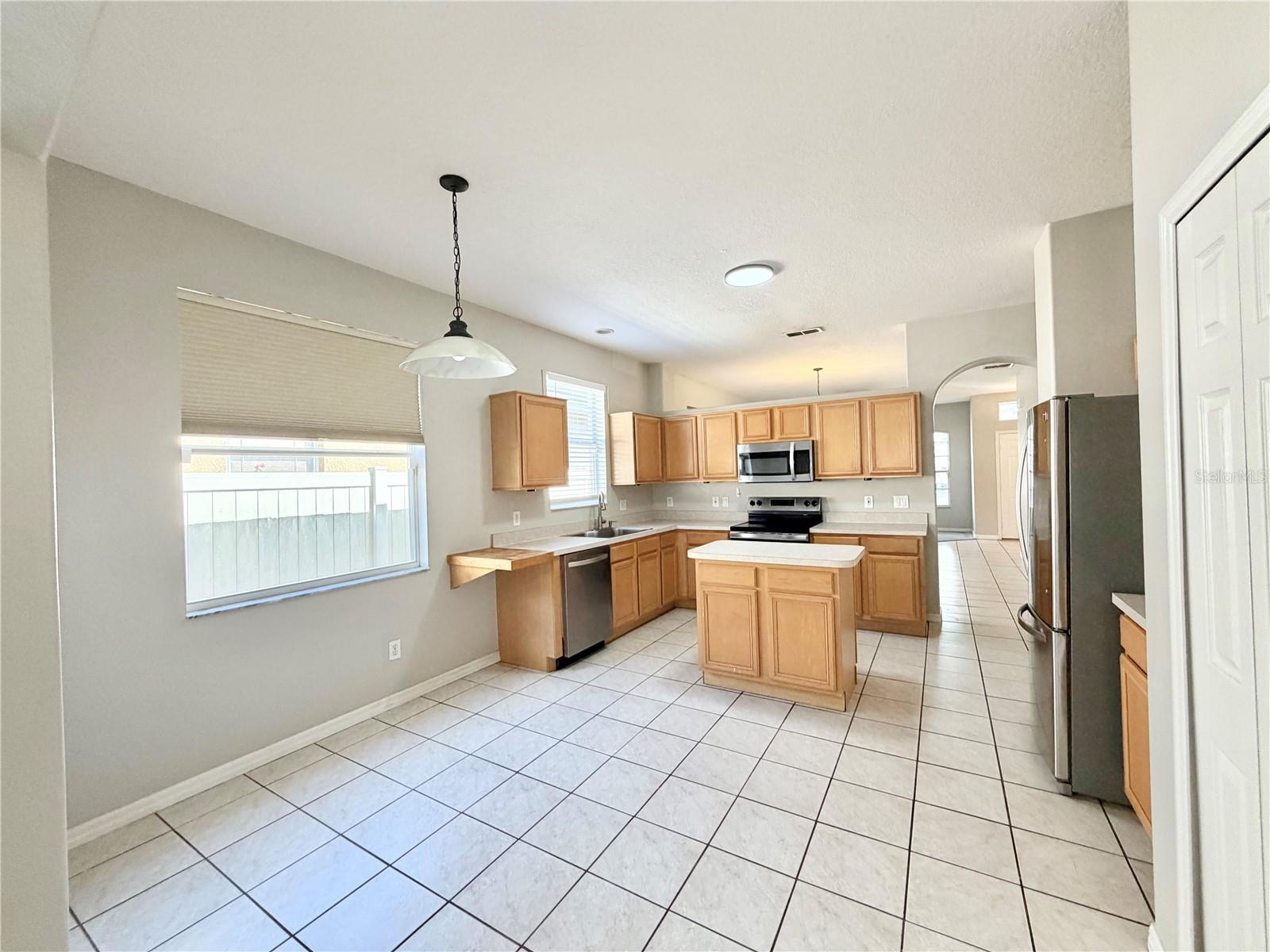 3961 Shawn Cir Property Photo 5