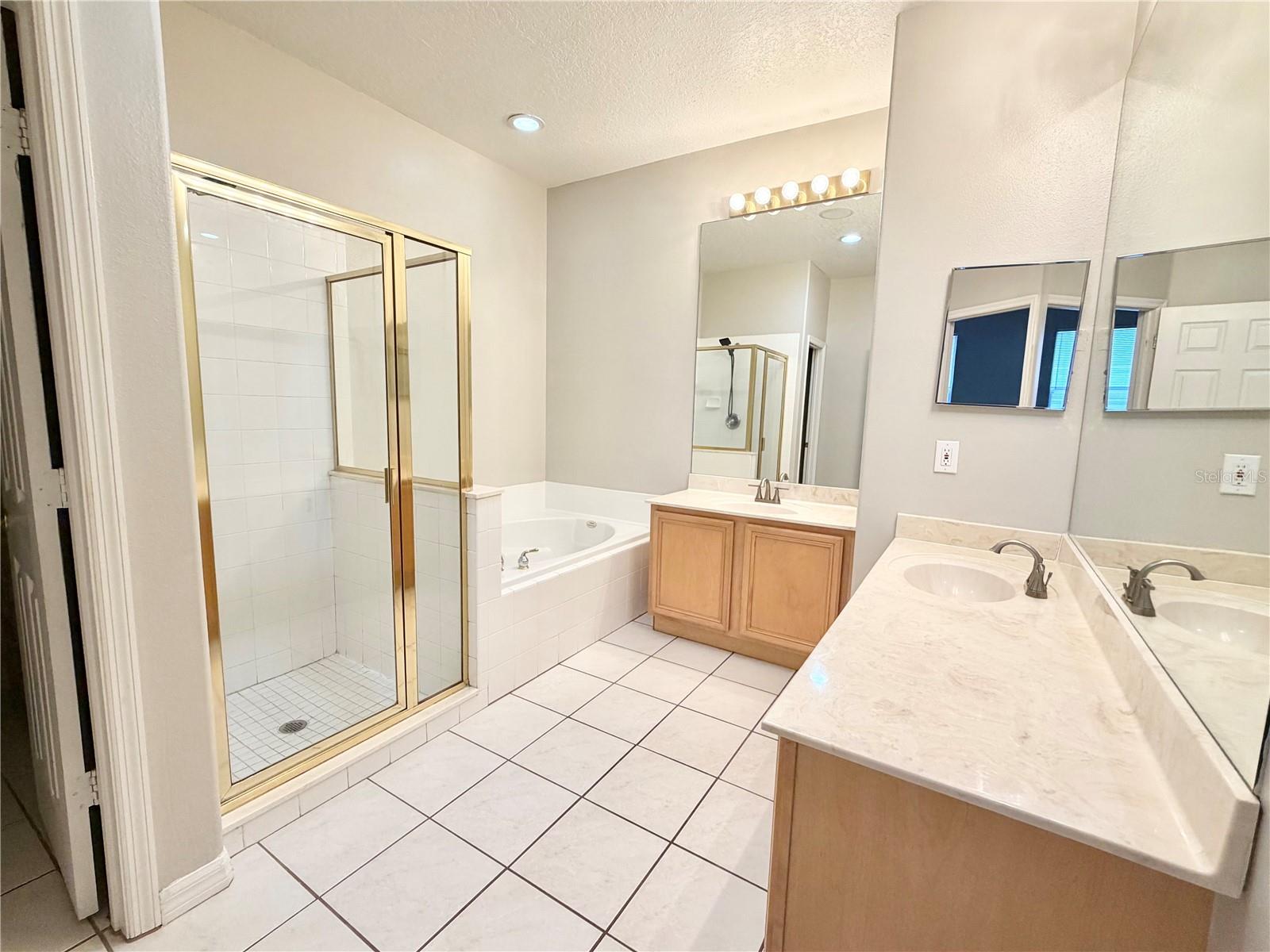 3961 Shawn Cir Property Photo 12