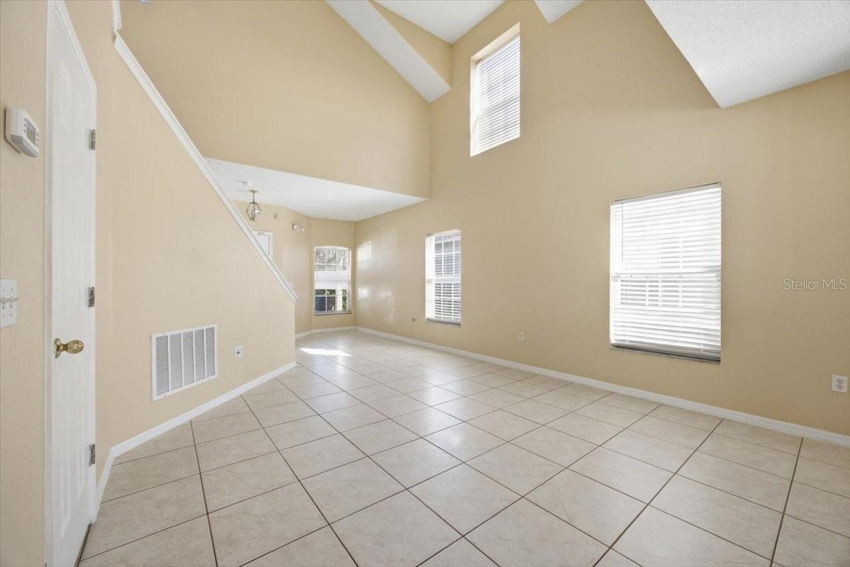 772 Sonja Cir Property Photo 6