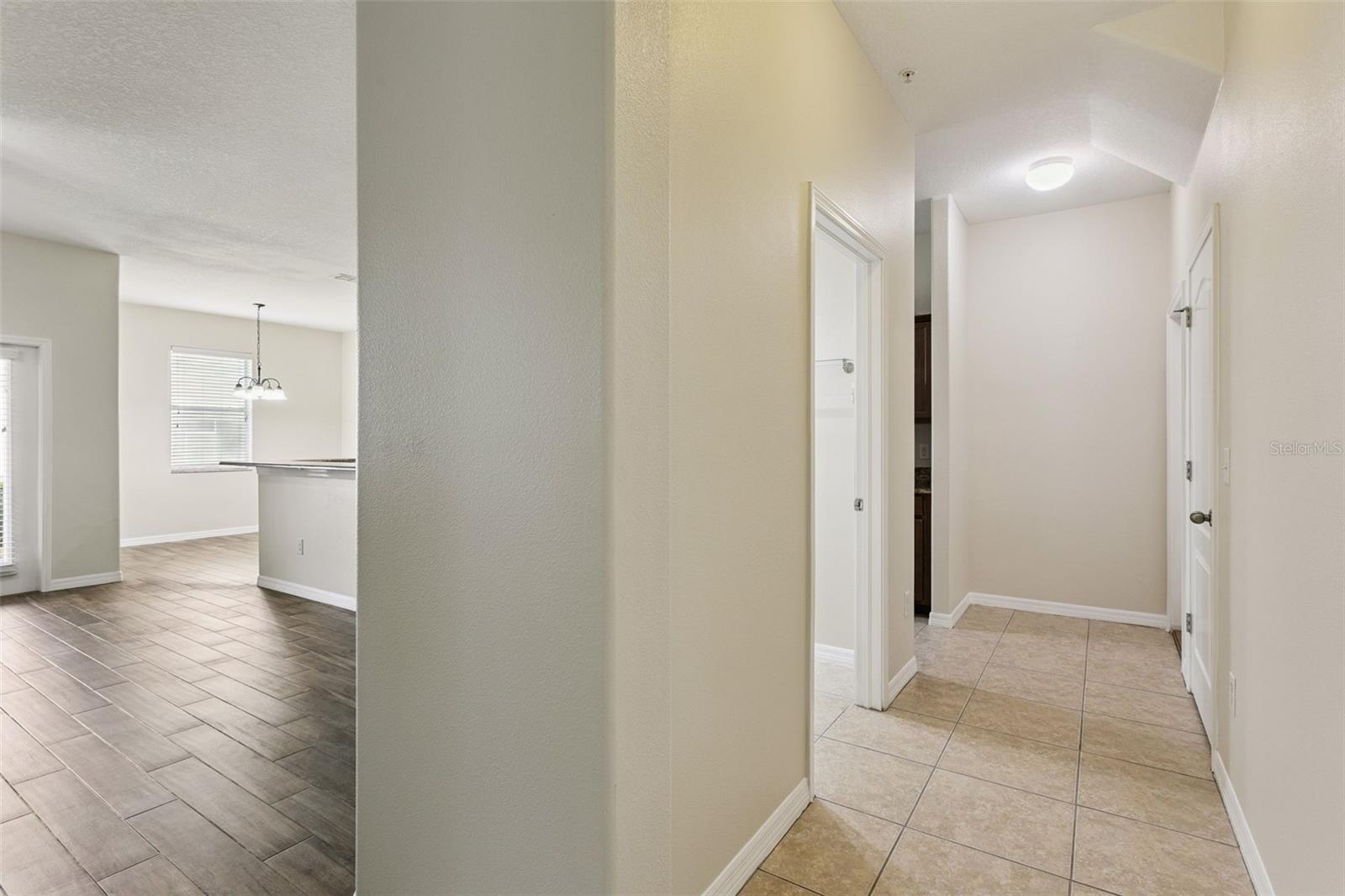 15515 Campden St Property Photo 17