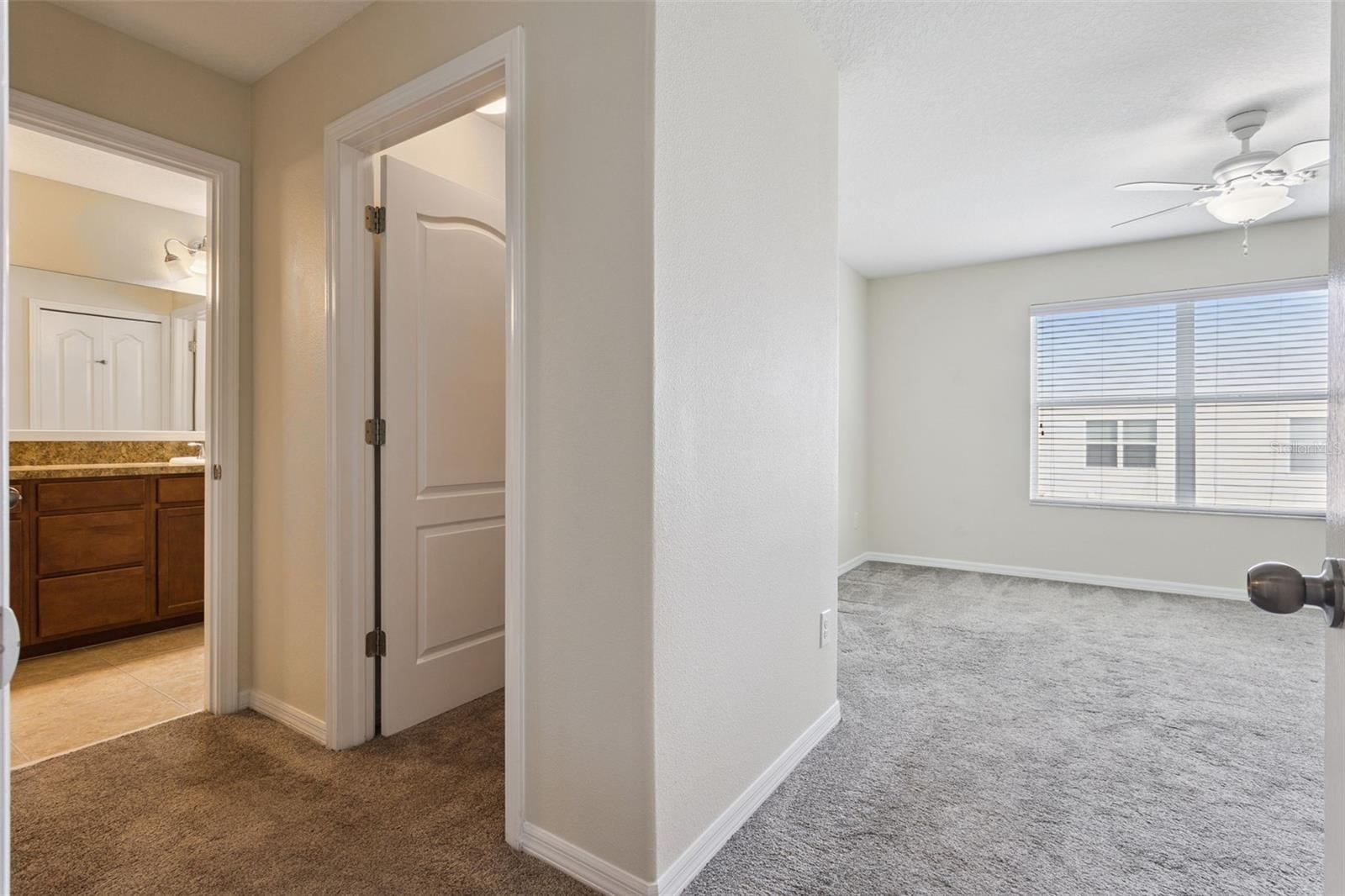 15515 Campden St Property Photo 25