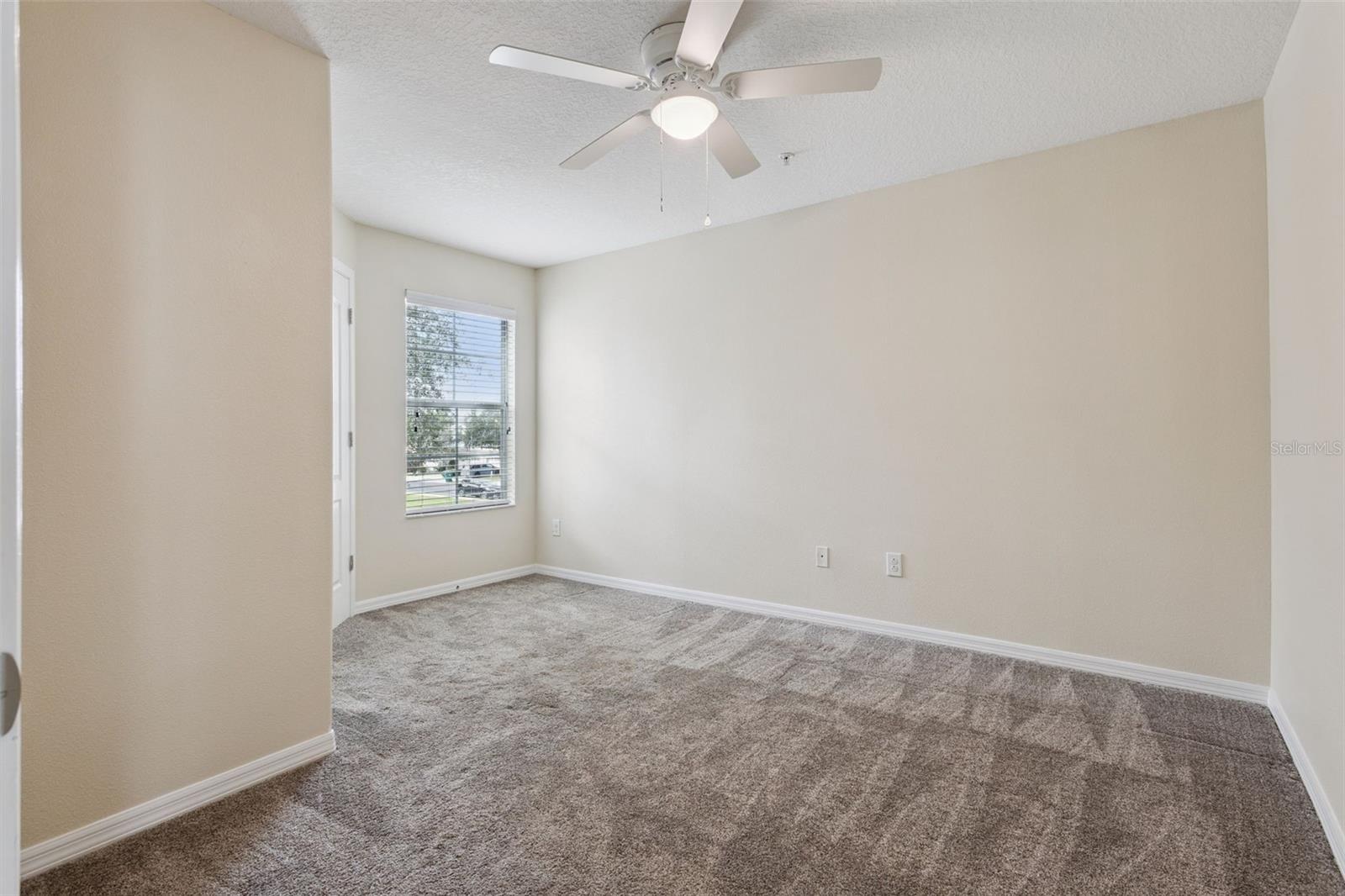 15515 Campden St Property Photo 31