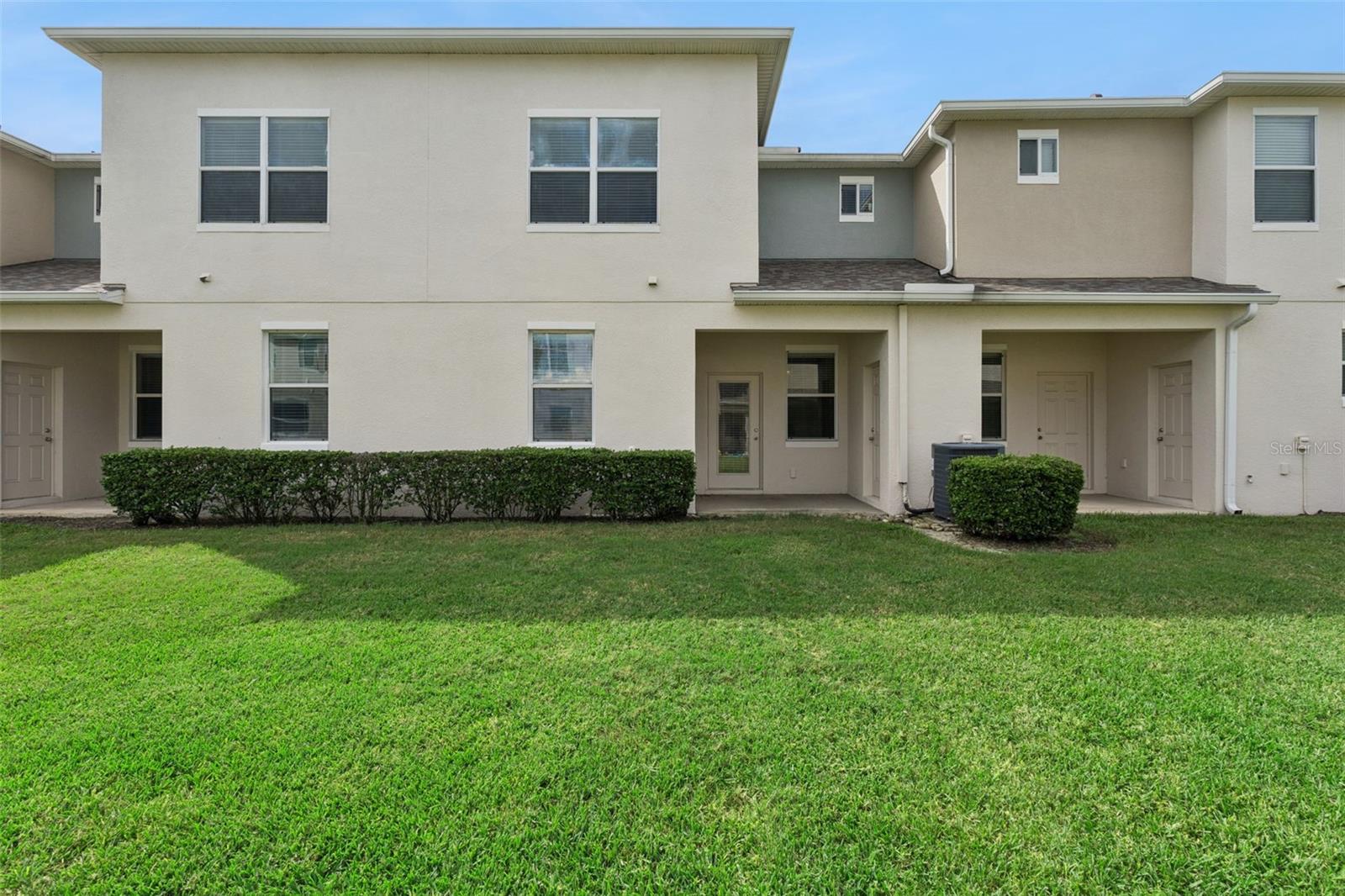 15515 Campden St Property Photo 42