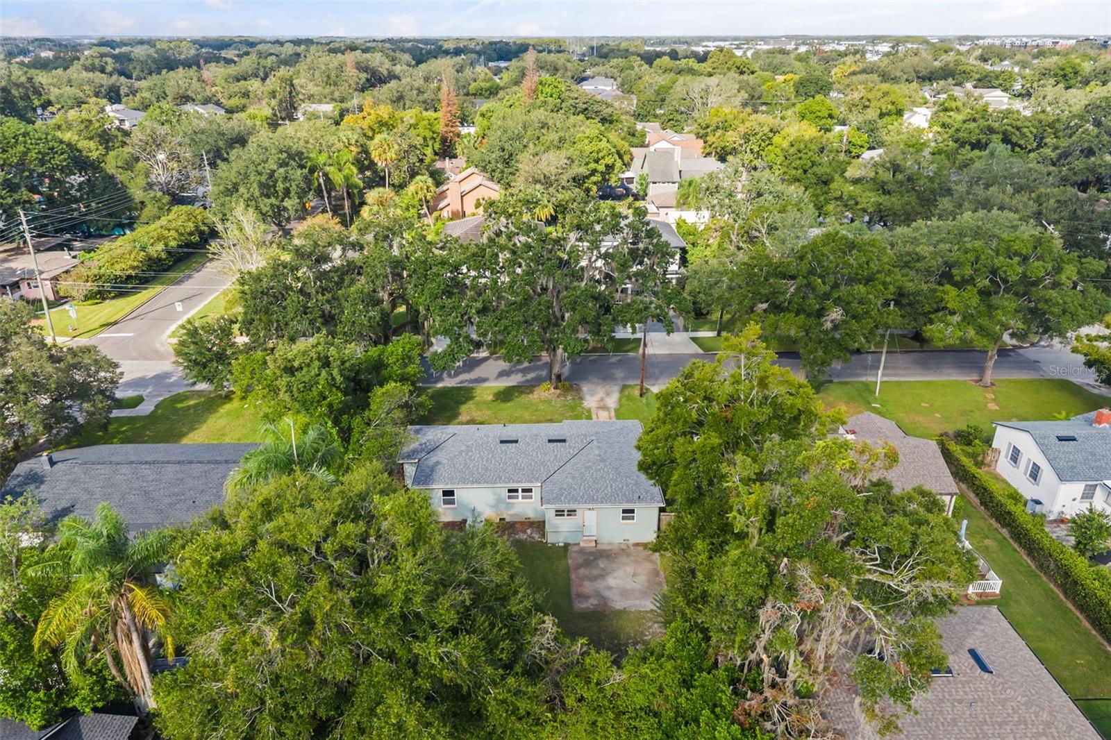 1409 N Westmoreland Dr Property Photo 25