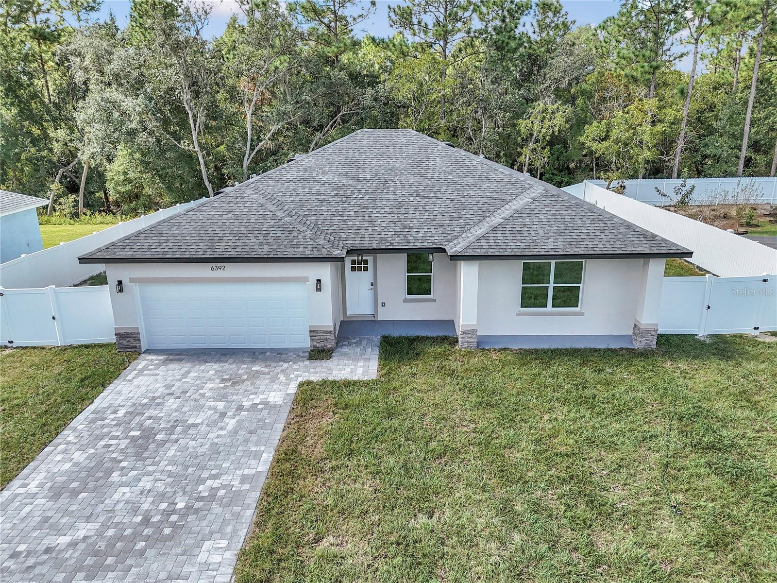 6392 SW 155 PL Property Photo 1