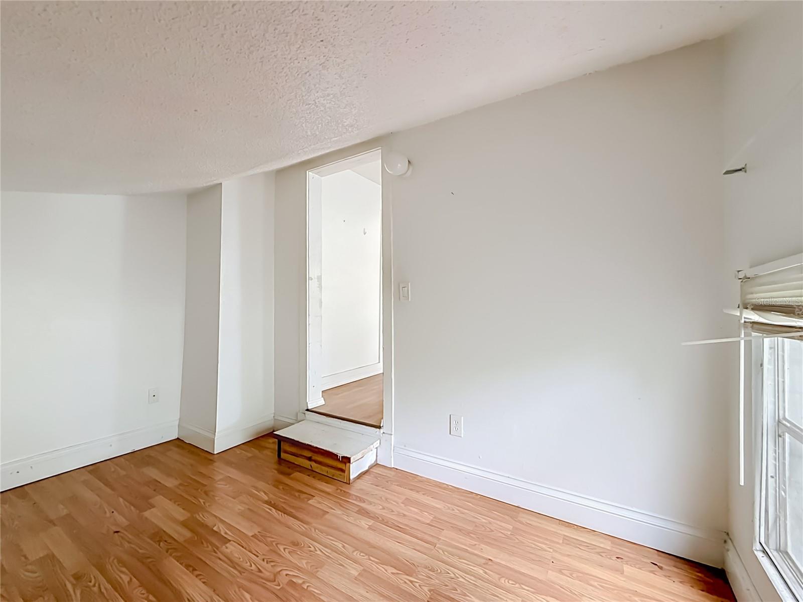 4519 Haines Rd N Property Photo 18