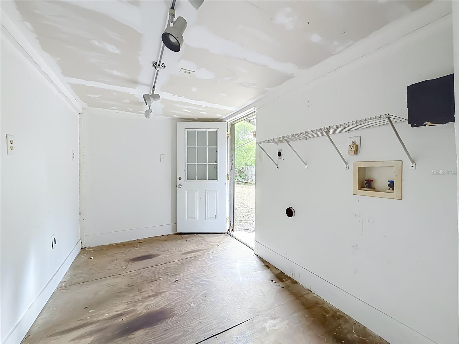 4519 Haines Rd N Property Photo 20