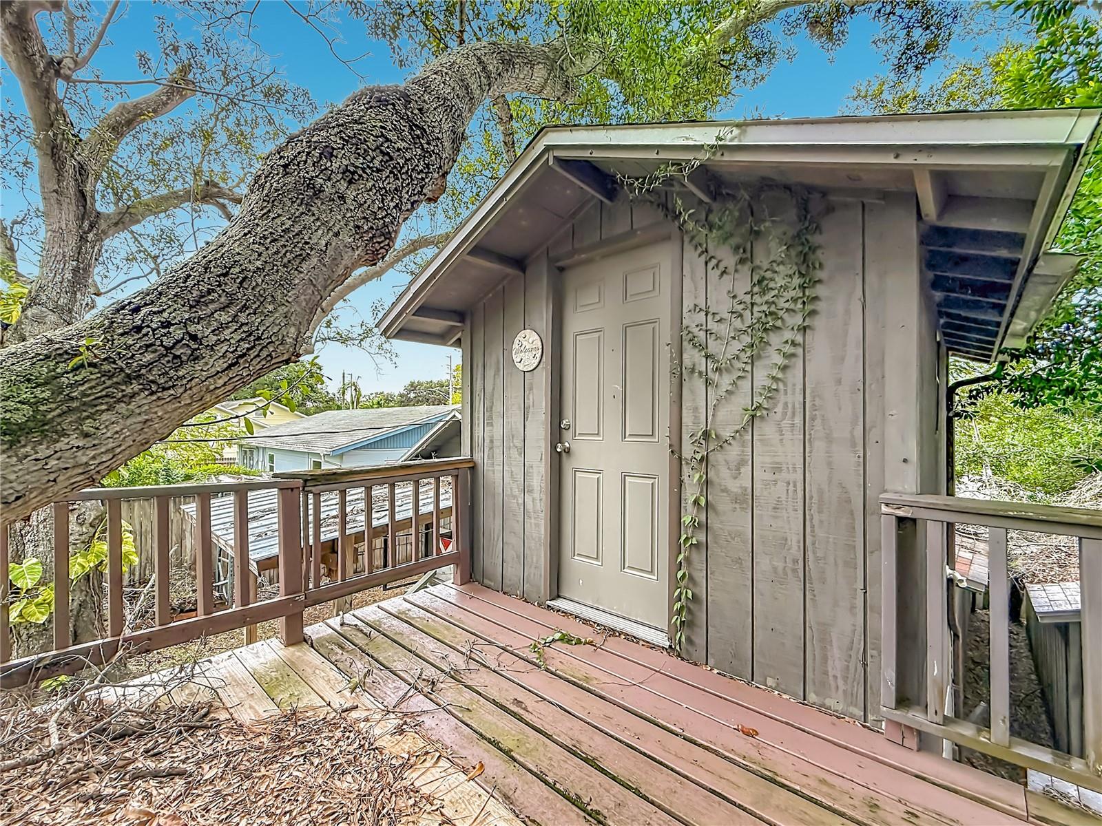 4519 Haines Rd N Property Photo 23