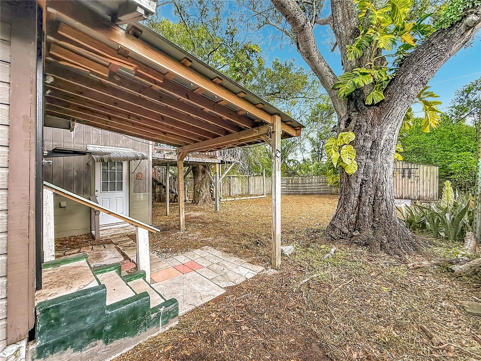 4519 Haines Rd N Property Photo 28