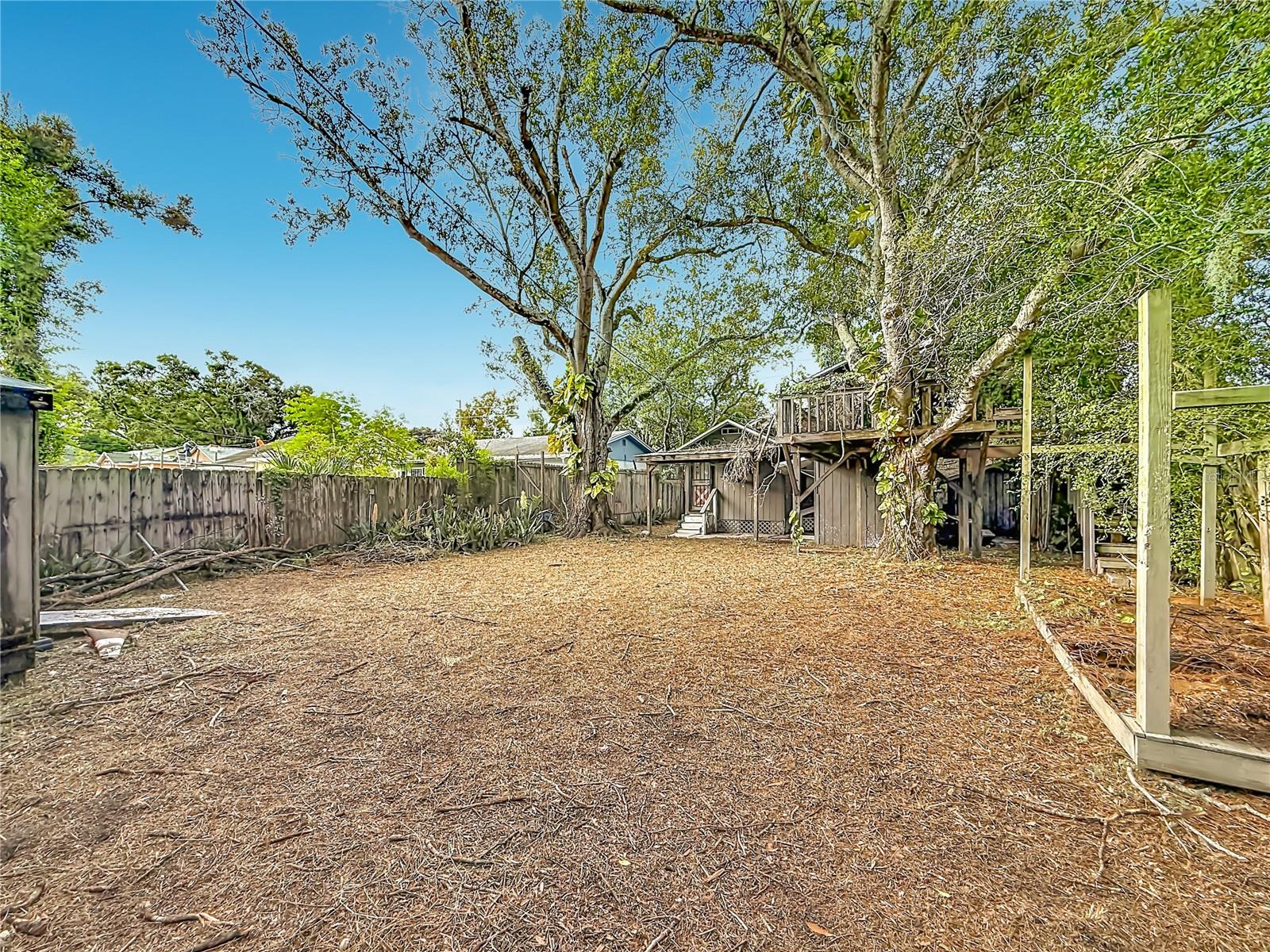 4519 Haines Rd N Property Photo 35