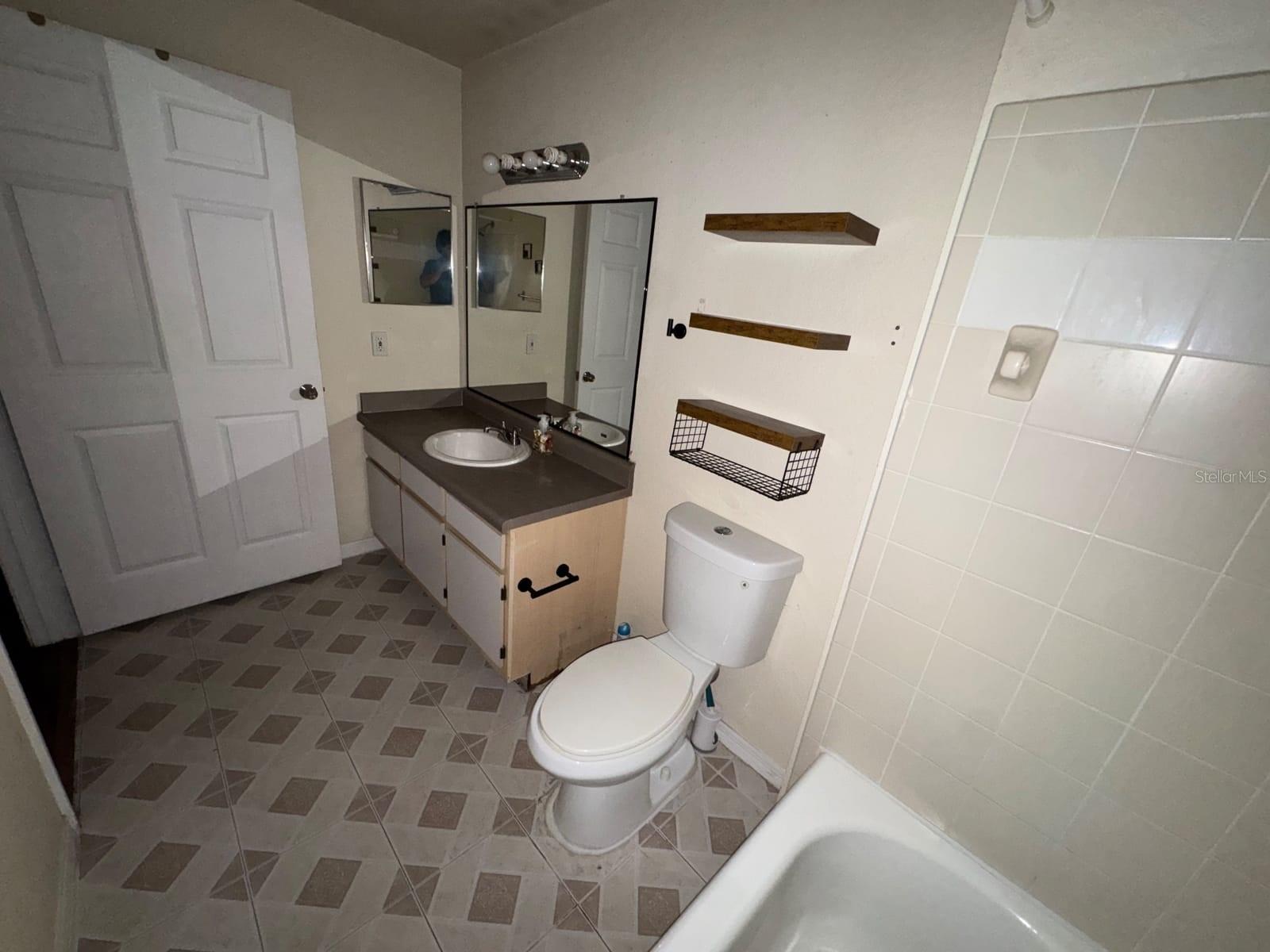 5961 Westgate Dr #2013 Property Photo 30