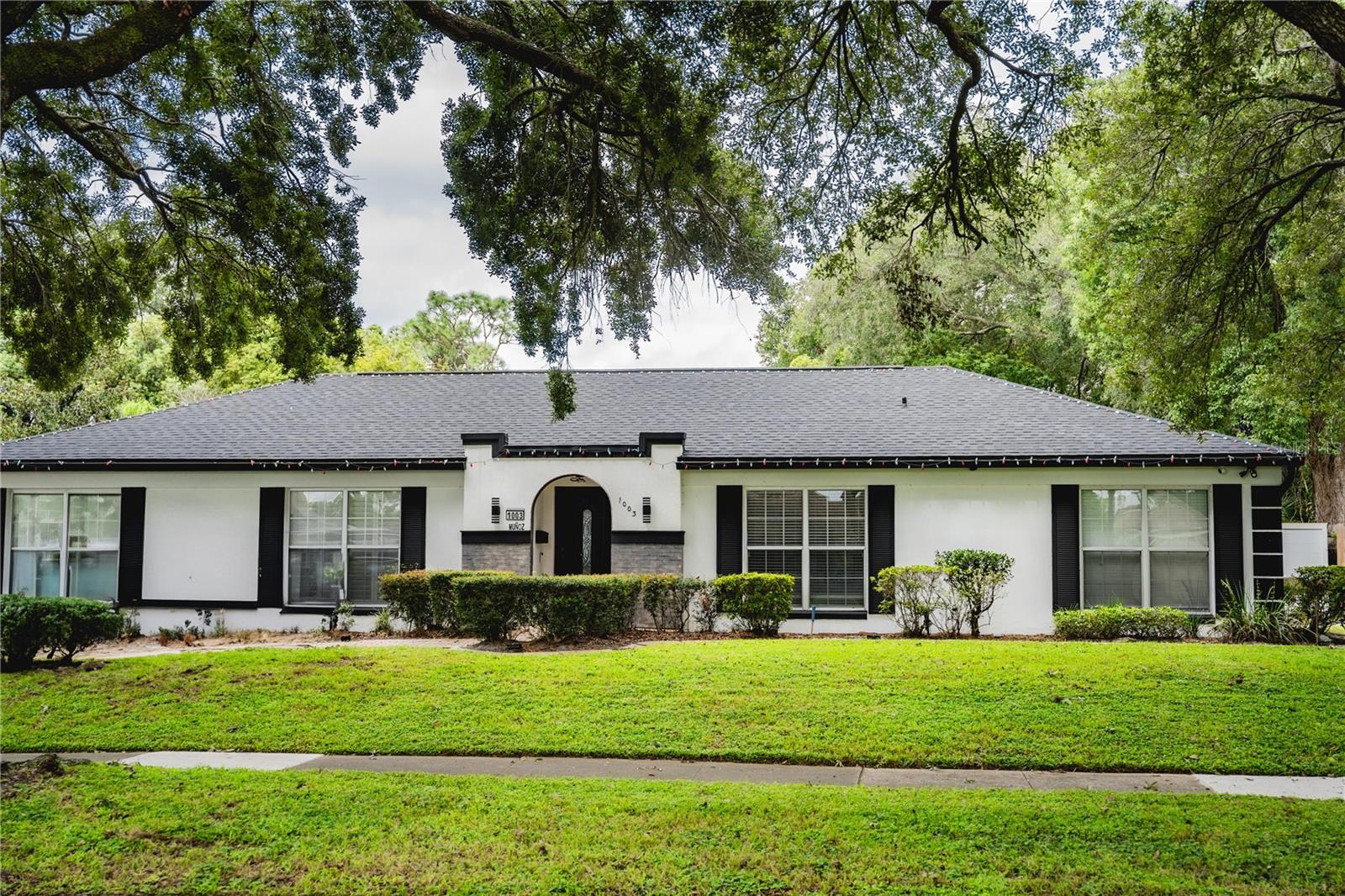 1003 Golfside Dr Property Photo 1