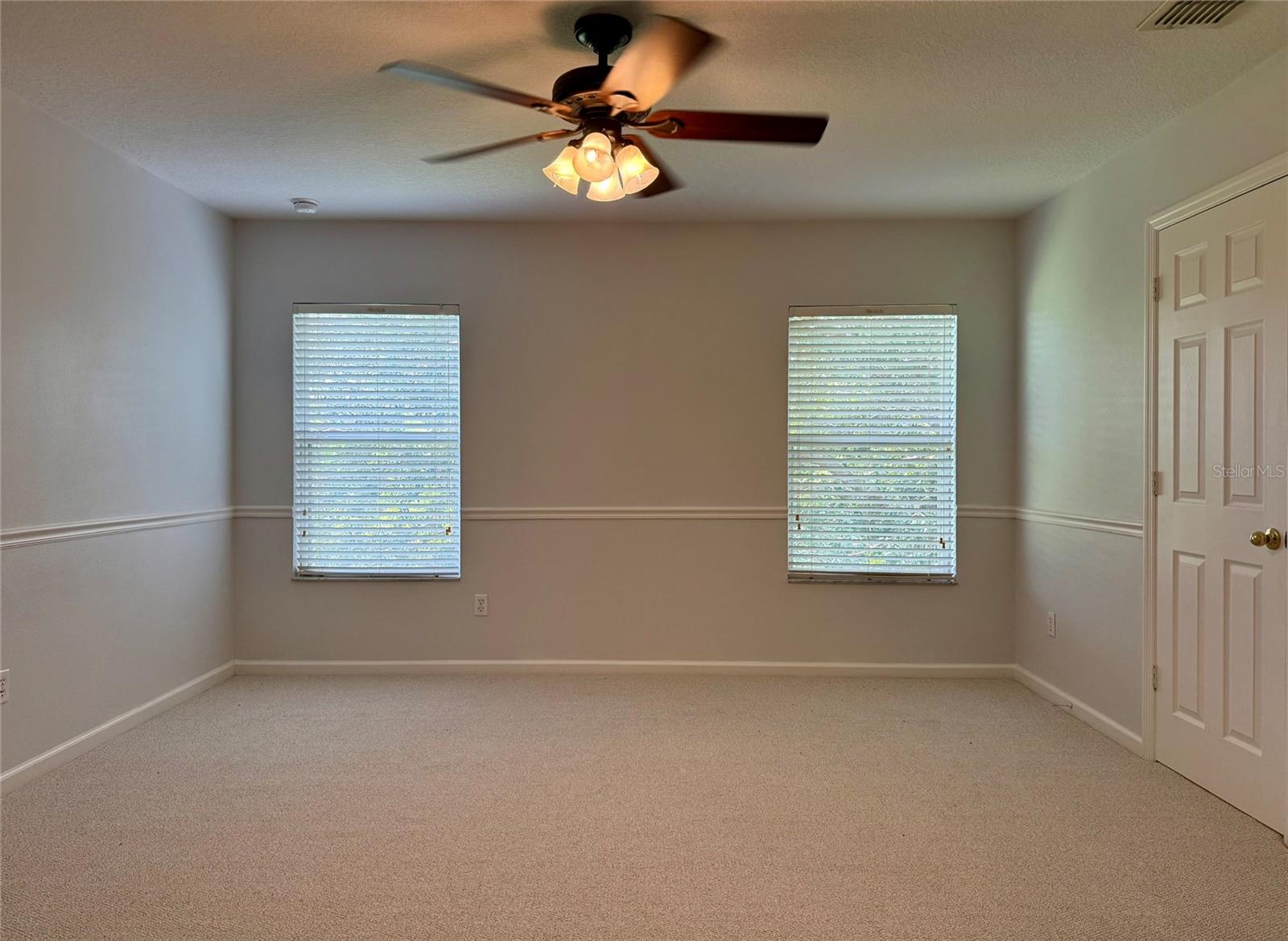 823 Pine Pointe Ln Property Photo 12