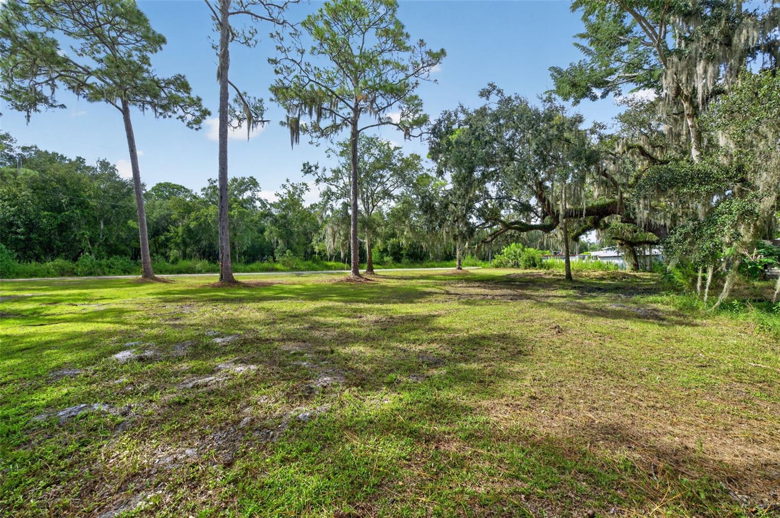 Swamp Ln Property Photo 2