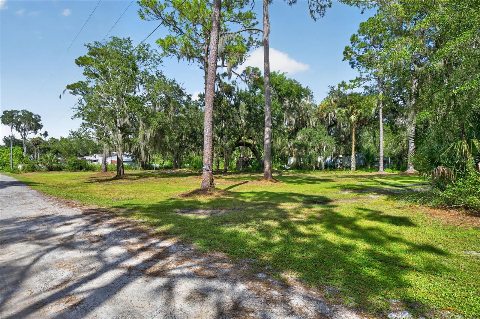 Swamp Ln Property Photo 5
