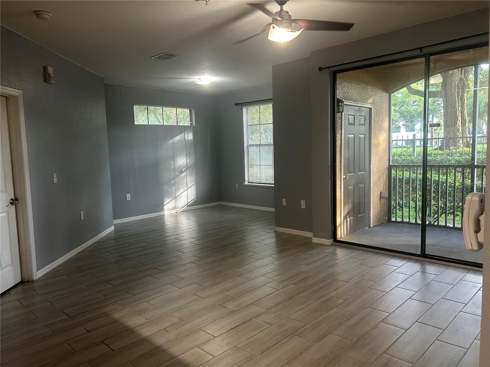 6159 Metrowest Blvd #106 Property Photo 2