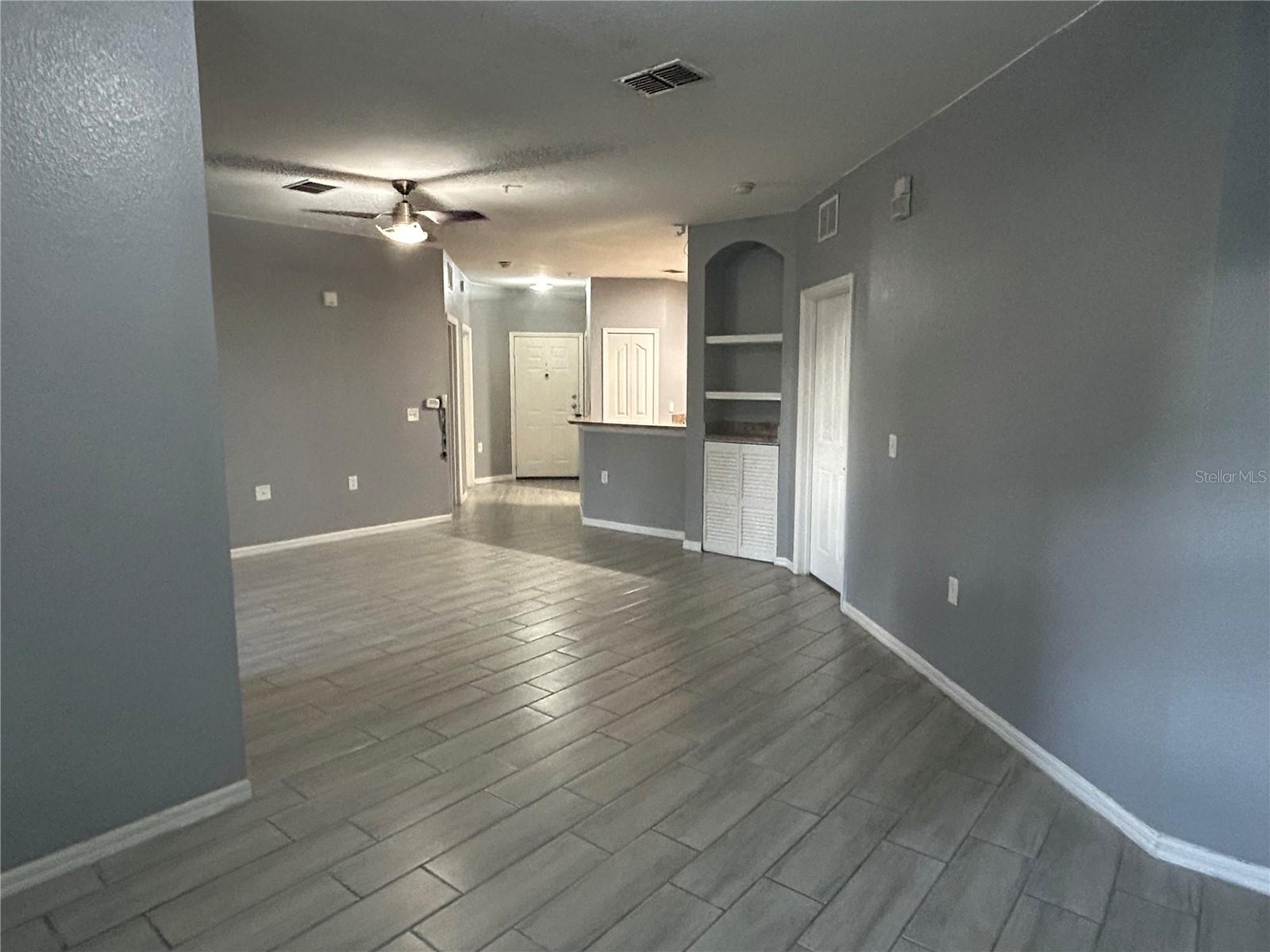 6159 Metrowest Blvd #106 Property Photo 3