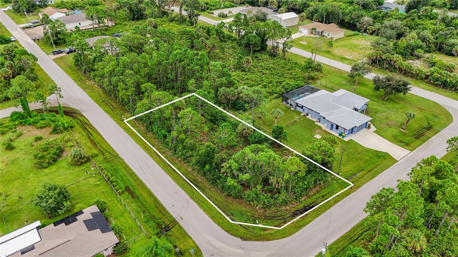 12039 Du Barry Ave Property Photo 10
