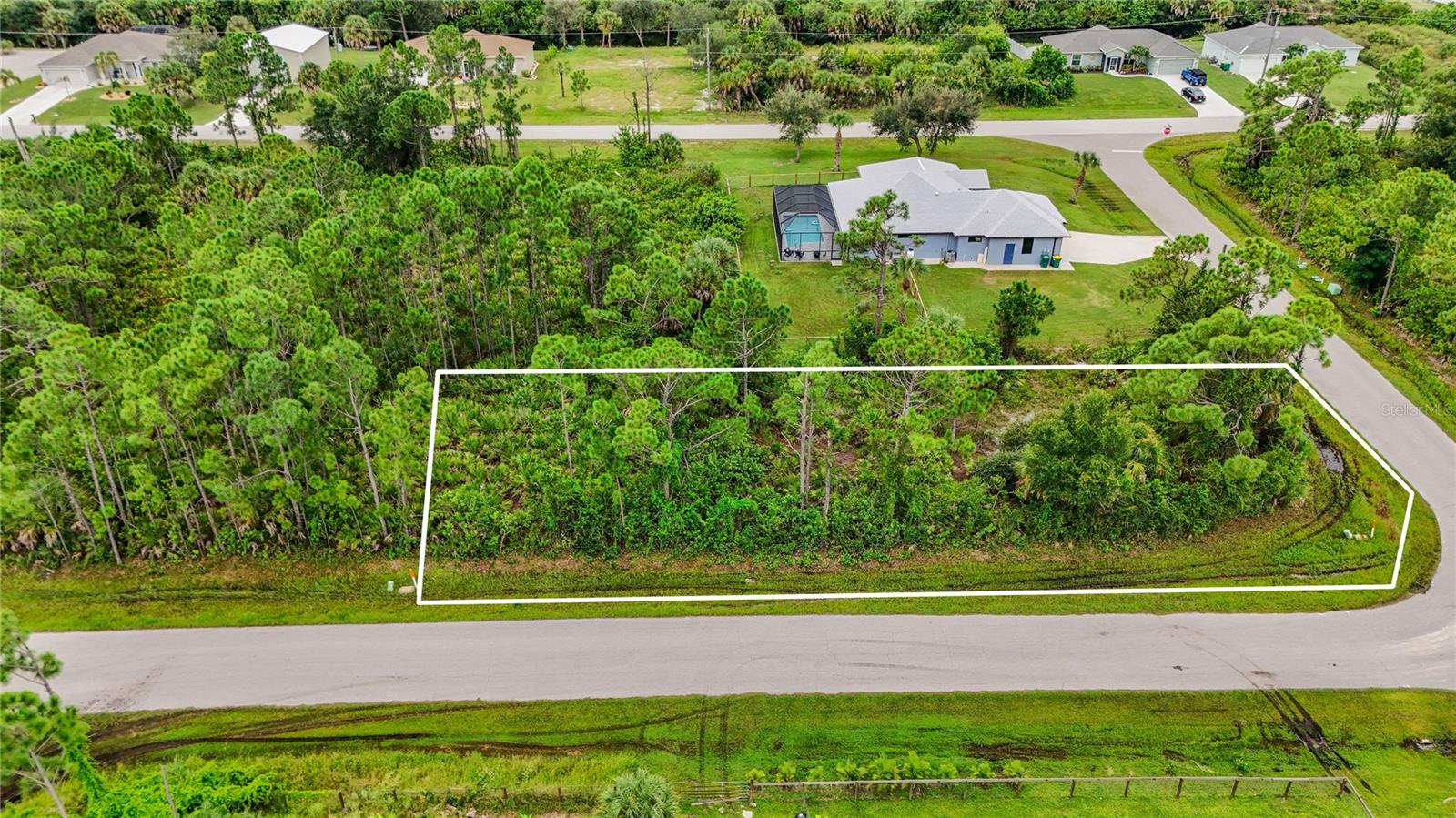 12039 Du Barry Ave Property Photo 16