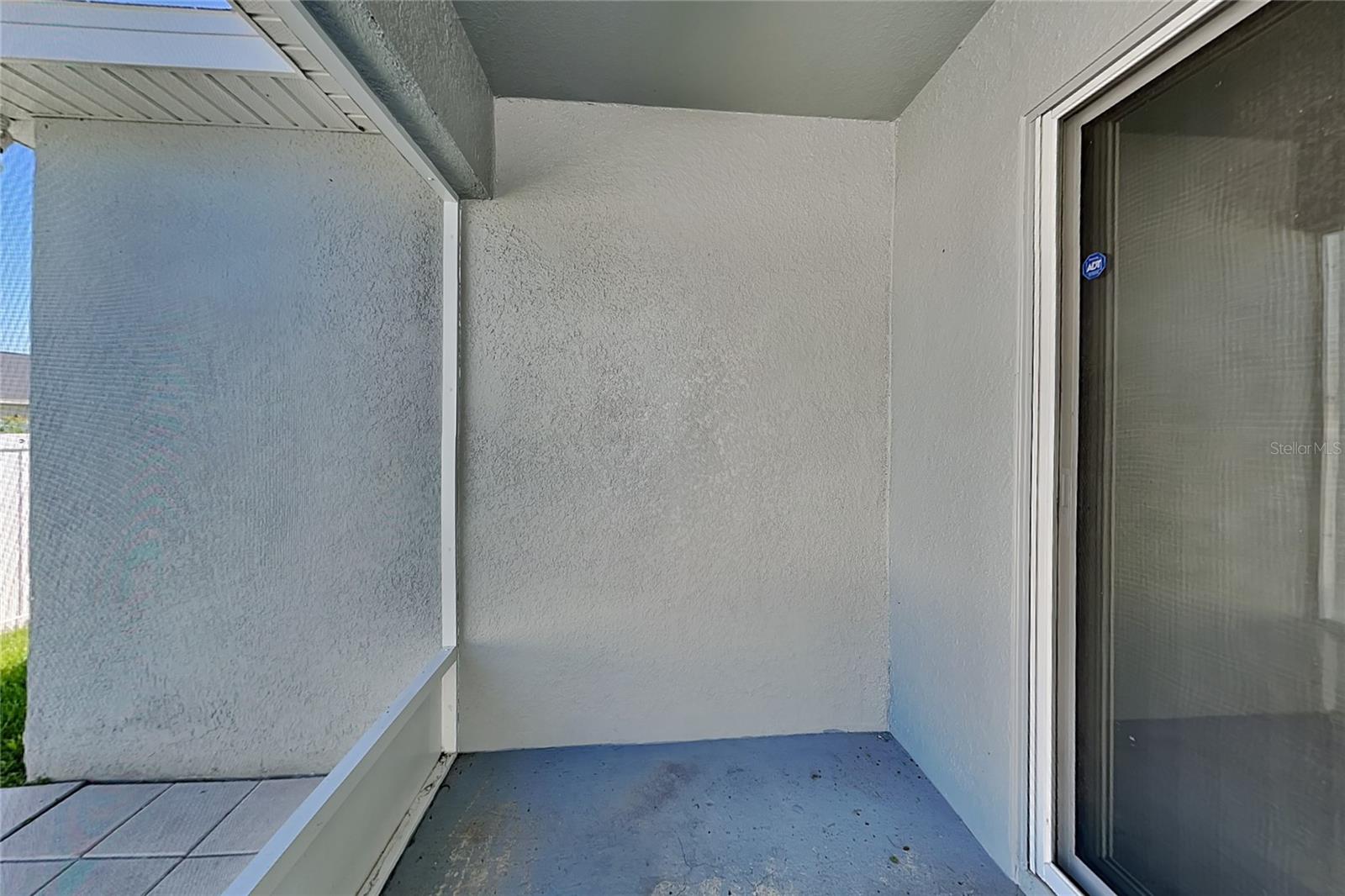 O6444429 Property Photo 14