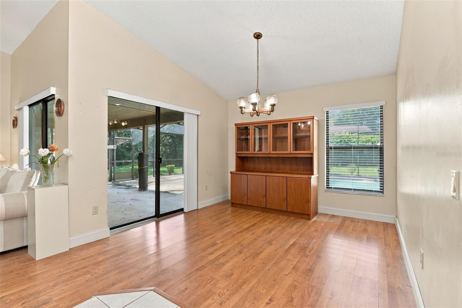7201 Moss Leaf Ln Property Photo 12