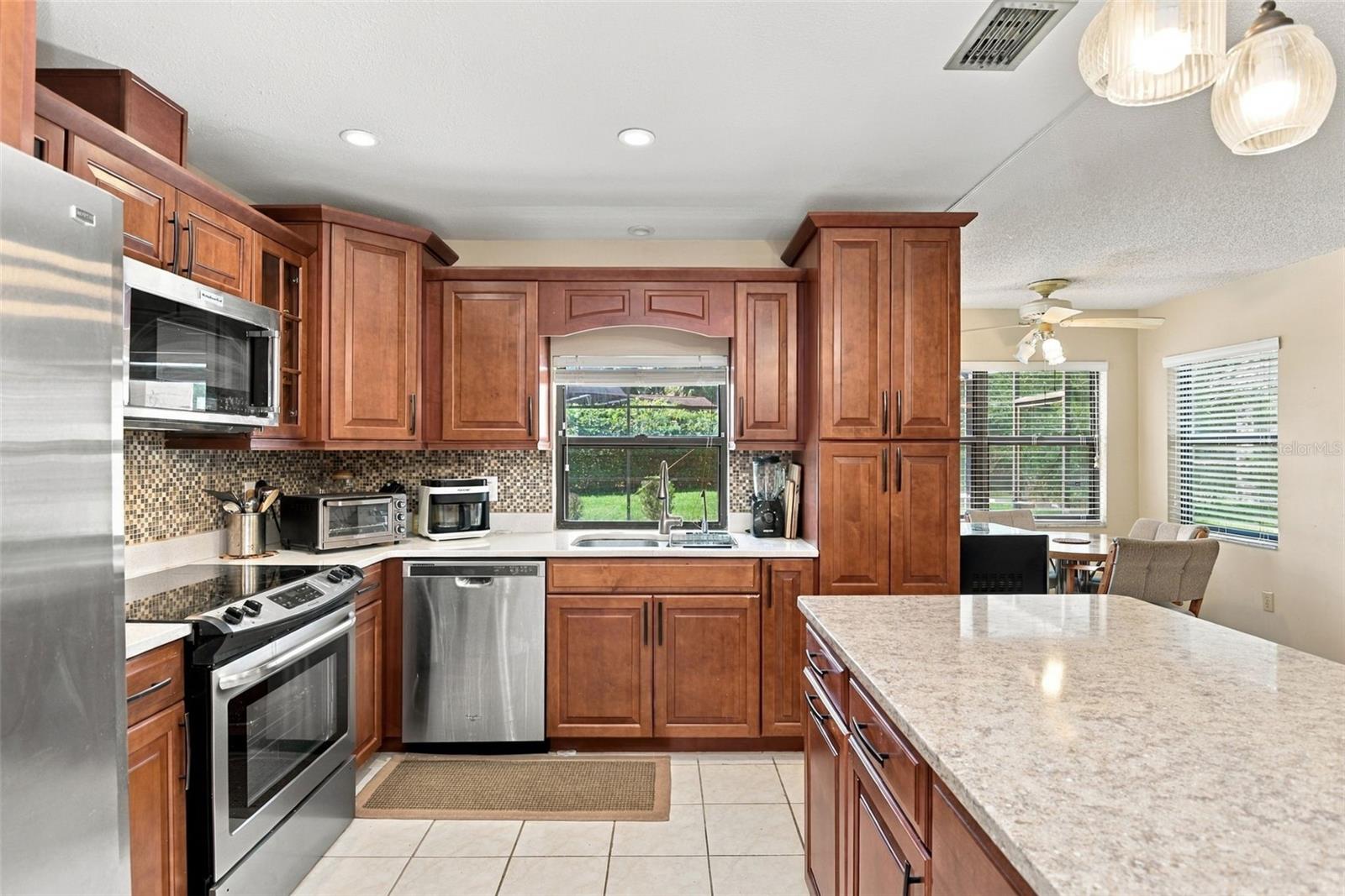 7201 Moss Leaf Ln Property Photo 16