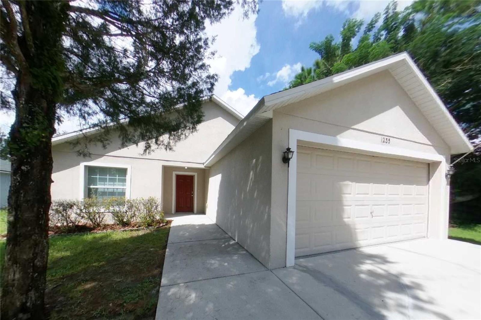 O6444435 Property Photo 1