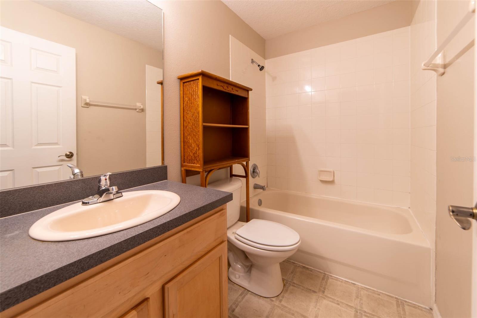 3940 Cleary Way Property Photo 13