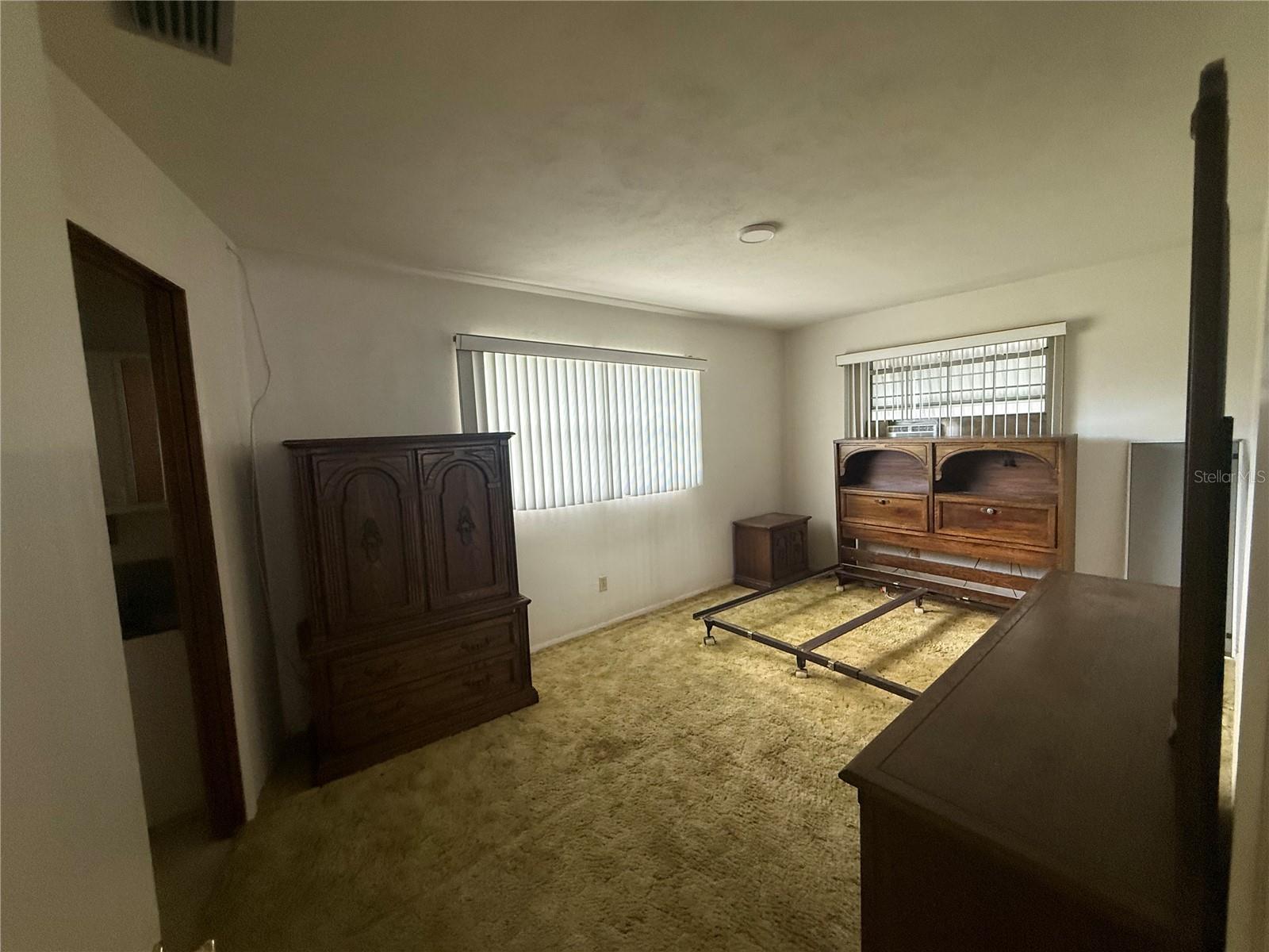 568 Hillcrest Dr Property Photo 18