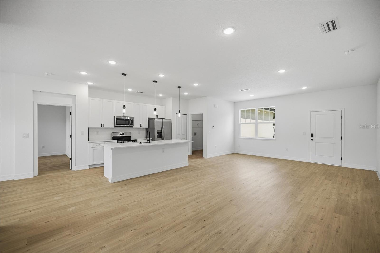 10868 N Academy Dr Property Photo 5